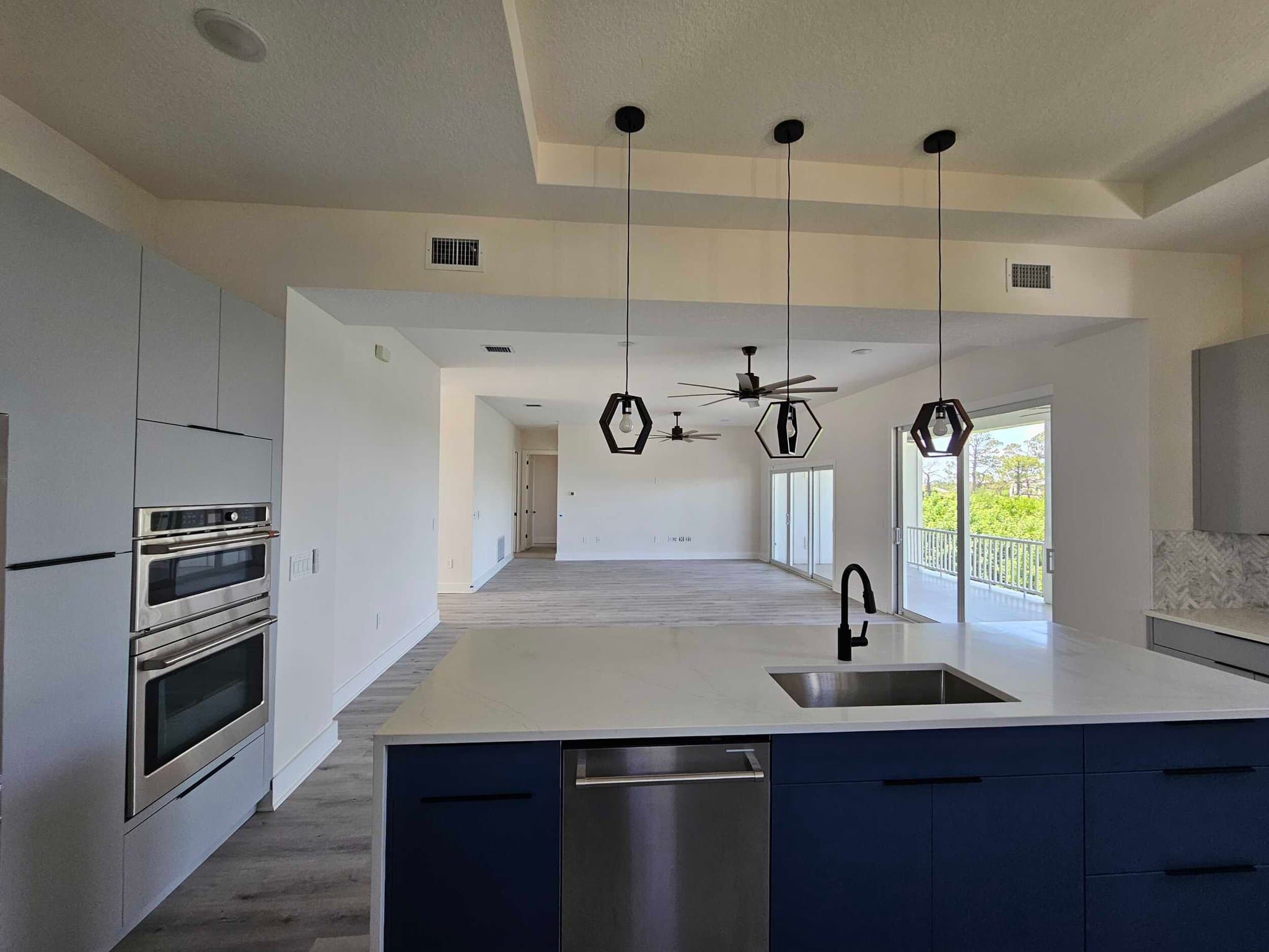 Englewood House: 10091 Eagle Preserve Dr