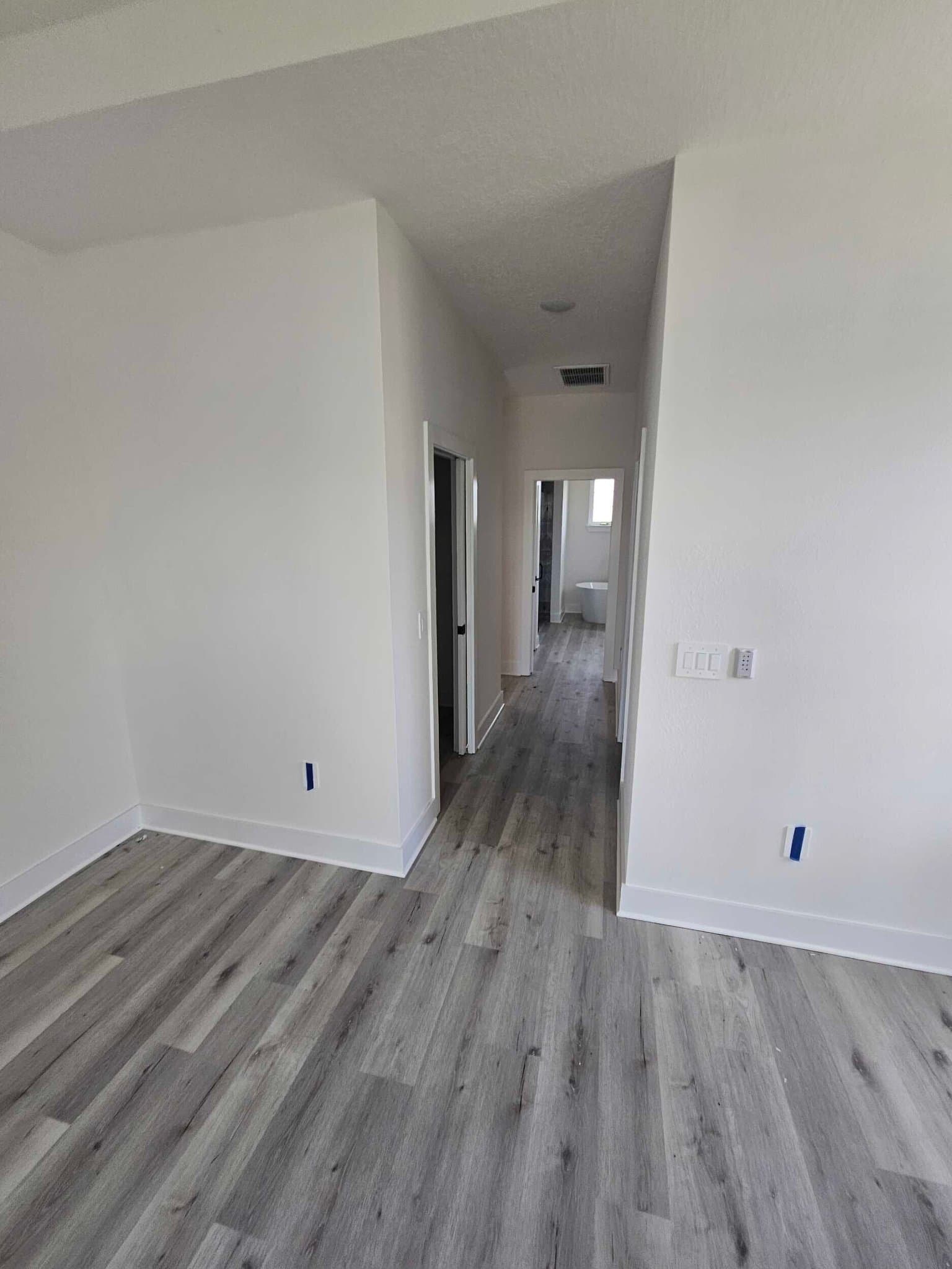 Port Charlotte House: 15100 Chinook Way