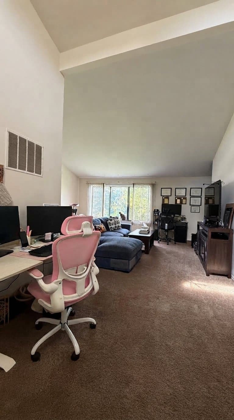 Ridgefield Condo: 19 Quincy Close