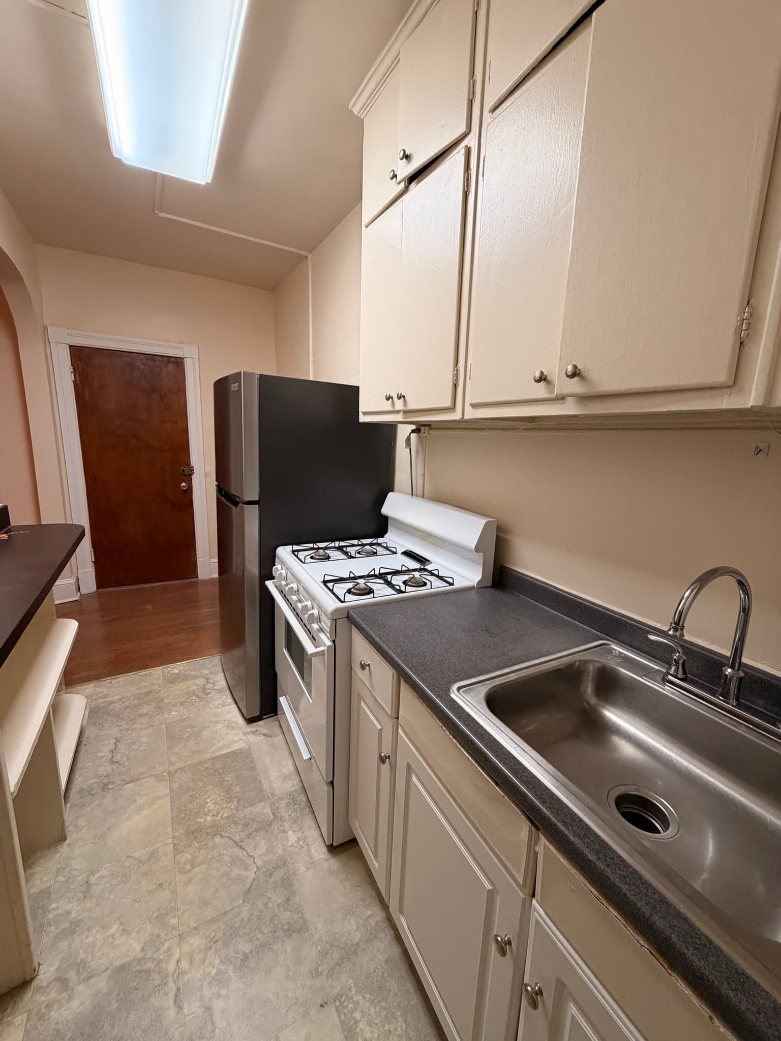 Washington Condo: 2716 Wisconsin Ave NW