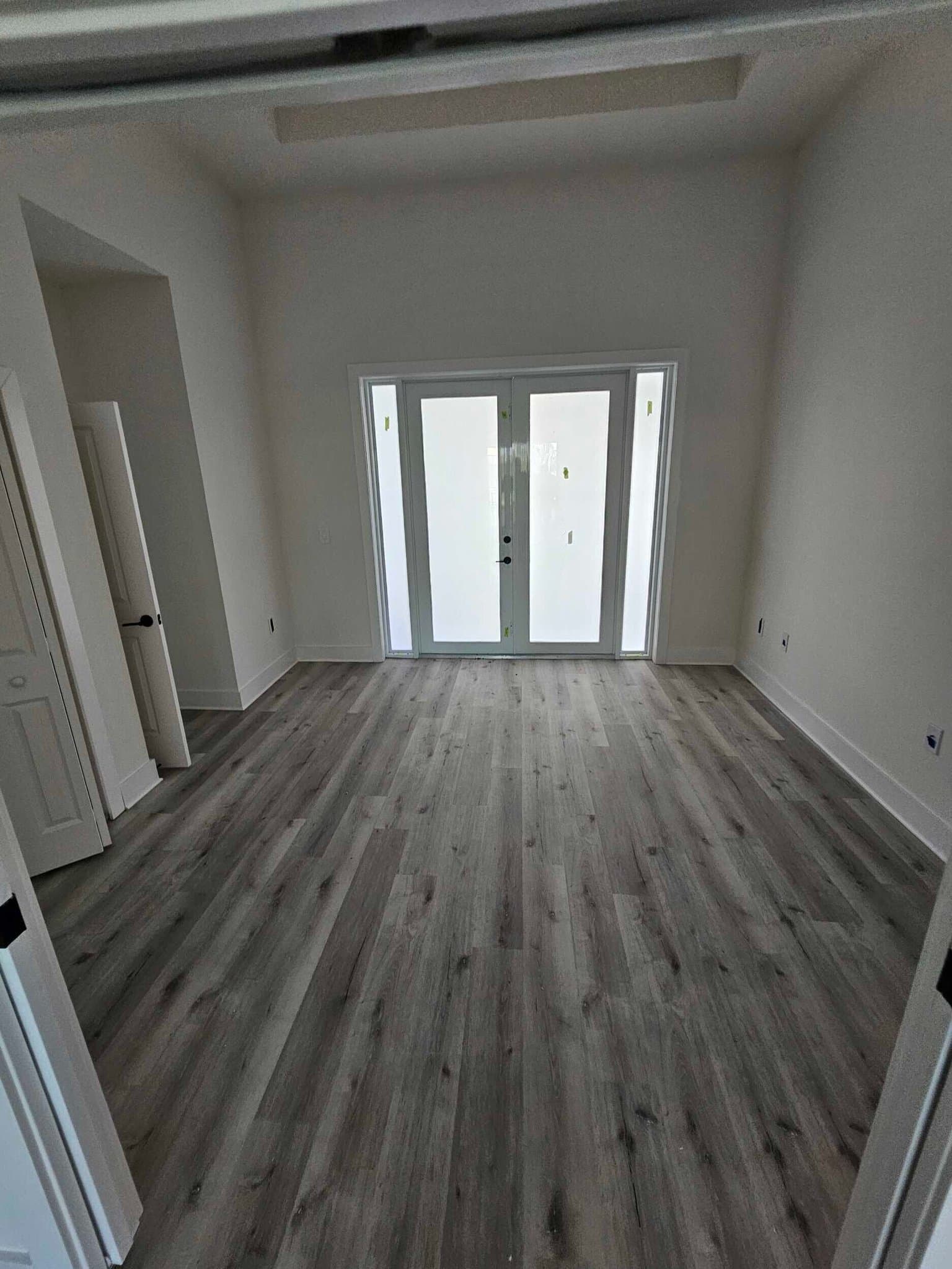 Port Charlotte House: 15108 Leipzig Cir
