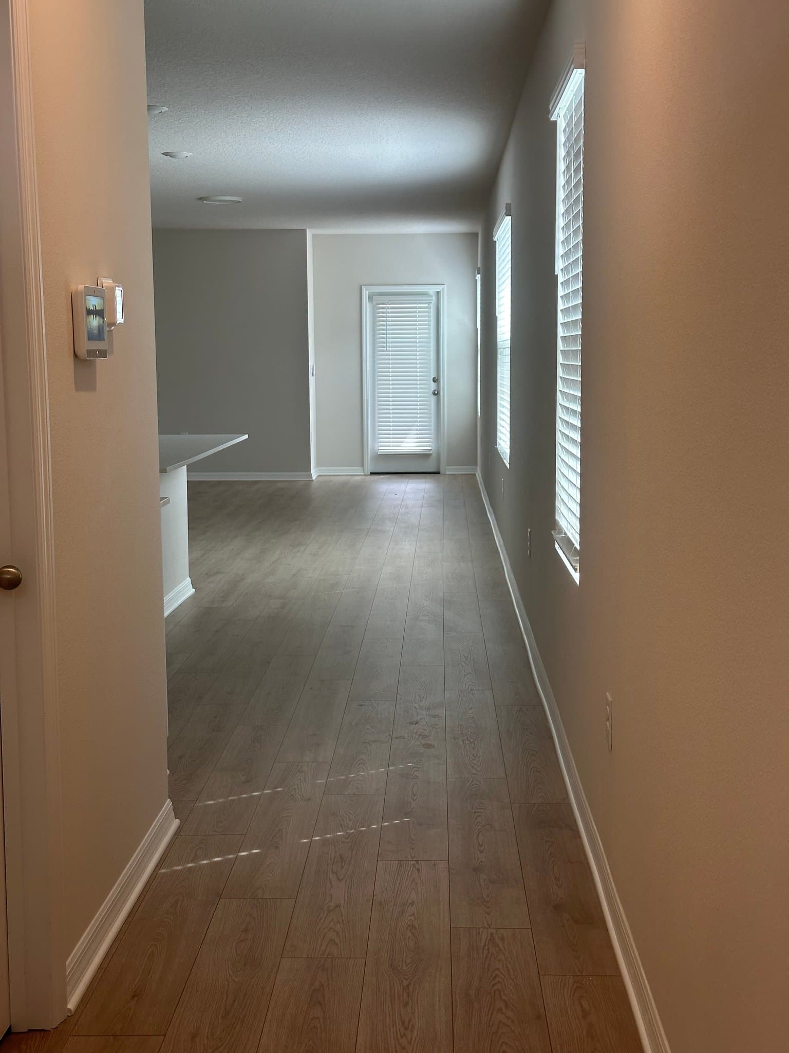 Parrish House: 8821 Clearview St