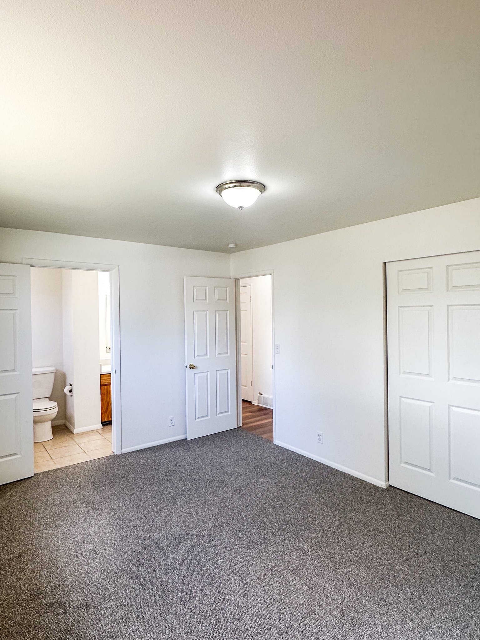 Taylorsville House: 5333 Peachwood Circle
