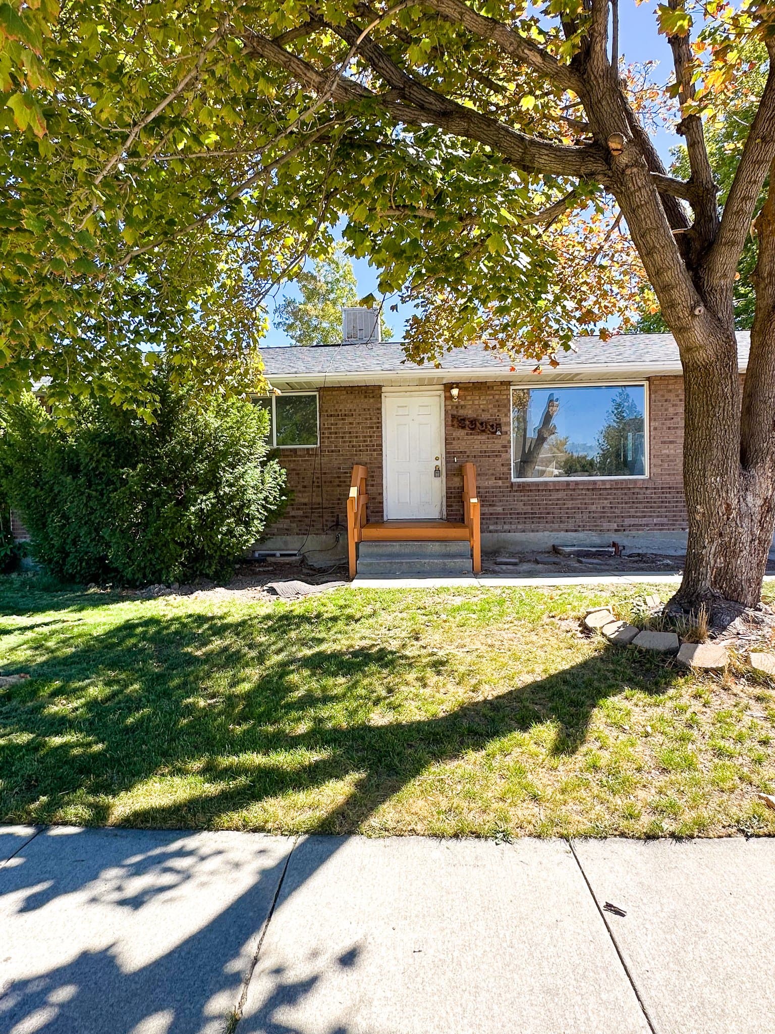 Taylorsville House: 5333 Peachwood Circle