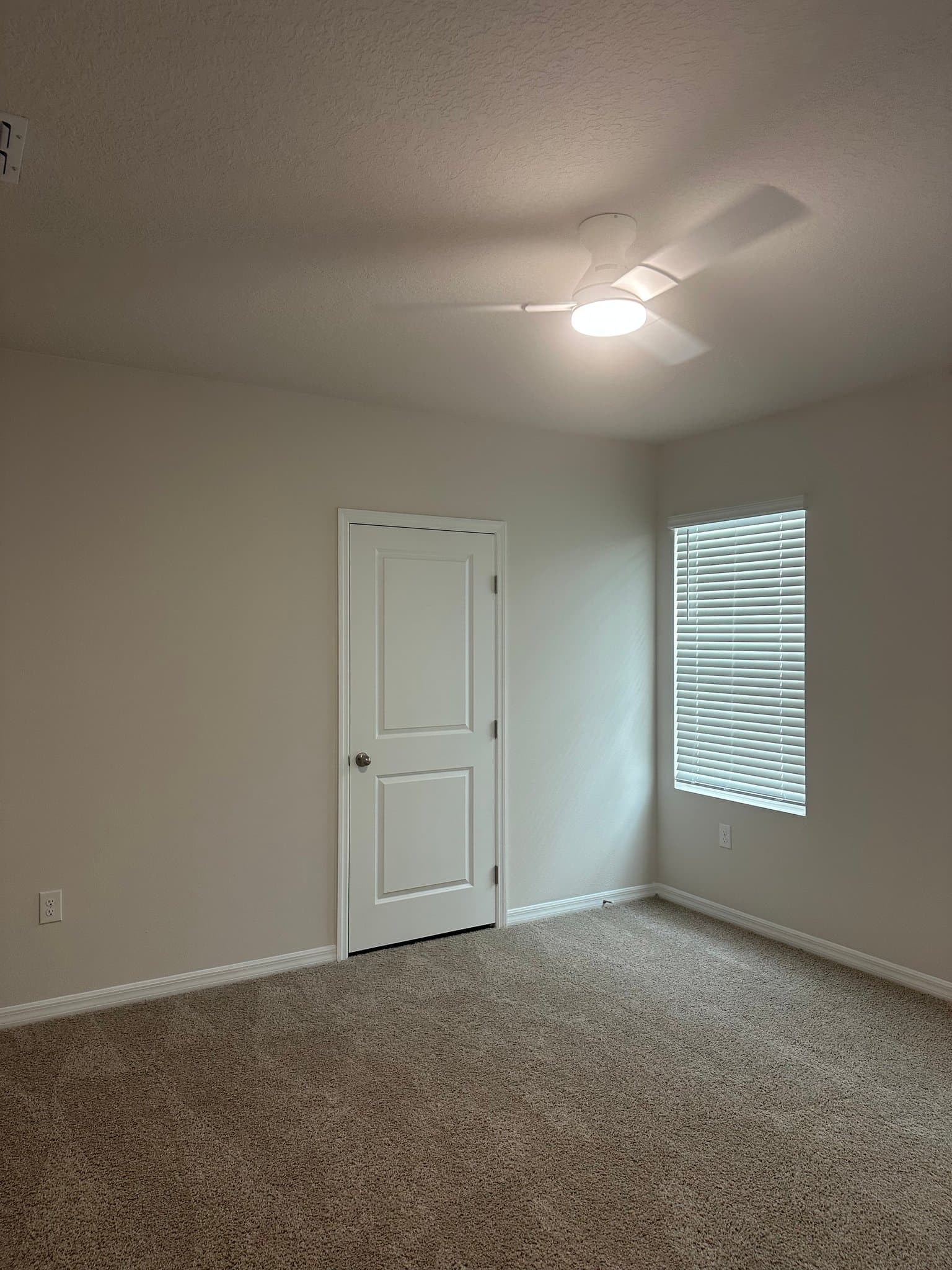Parrish House: 8821 Clearview St