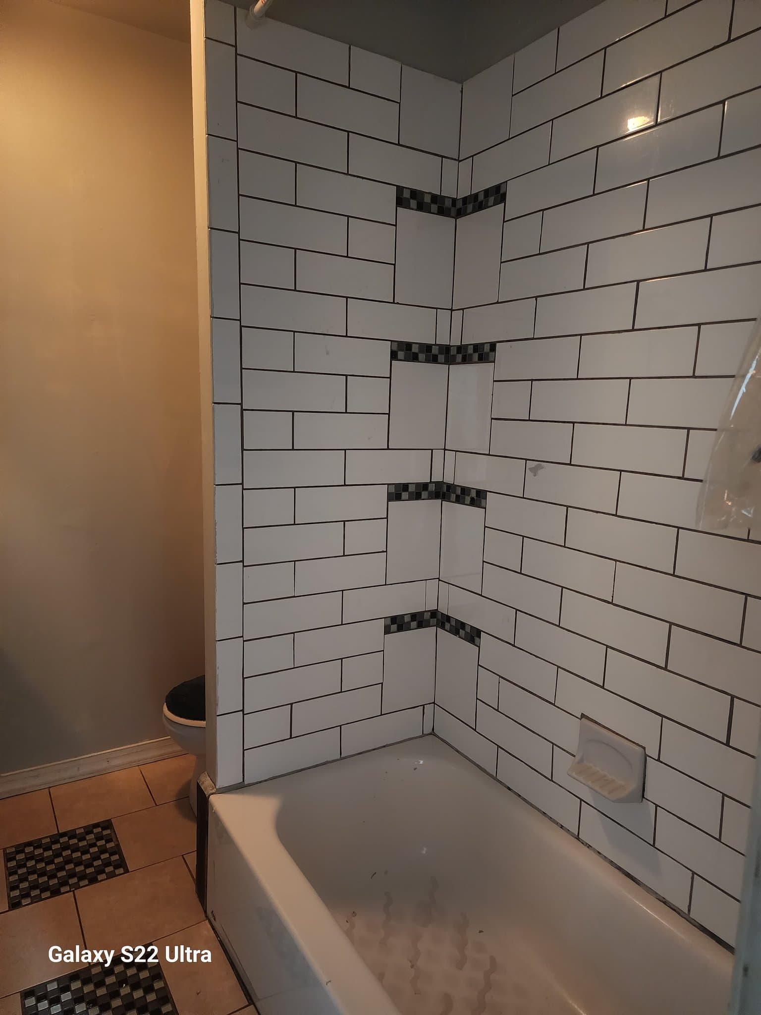 Easton Apartment: 124 N.13 th