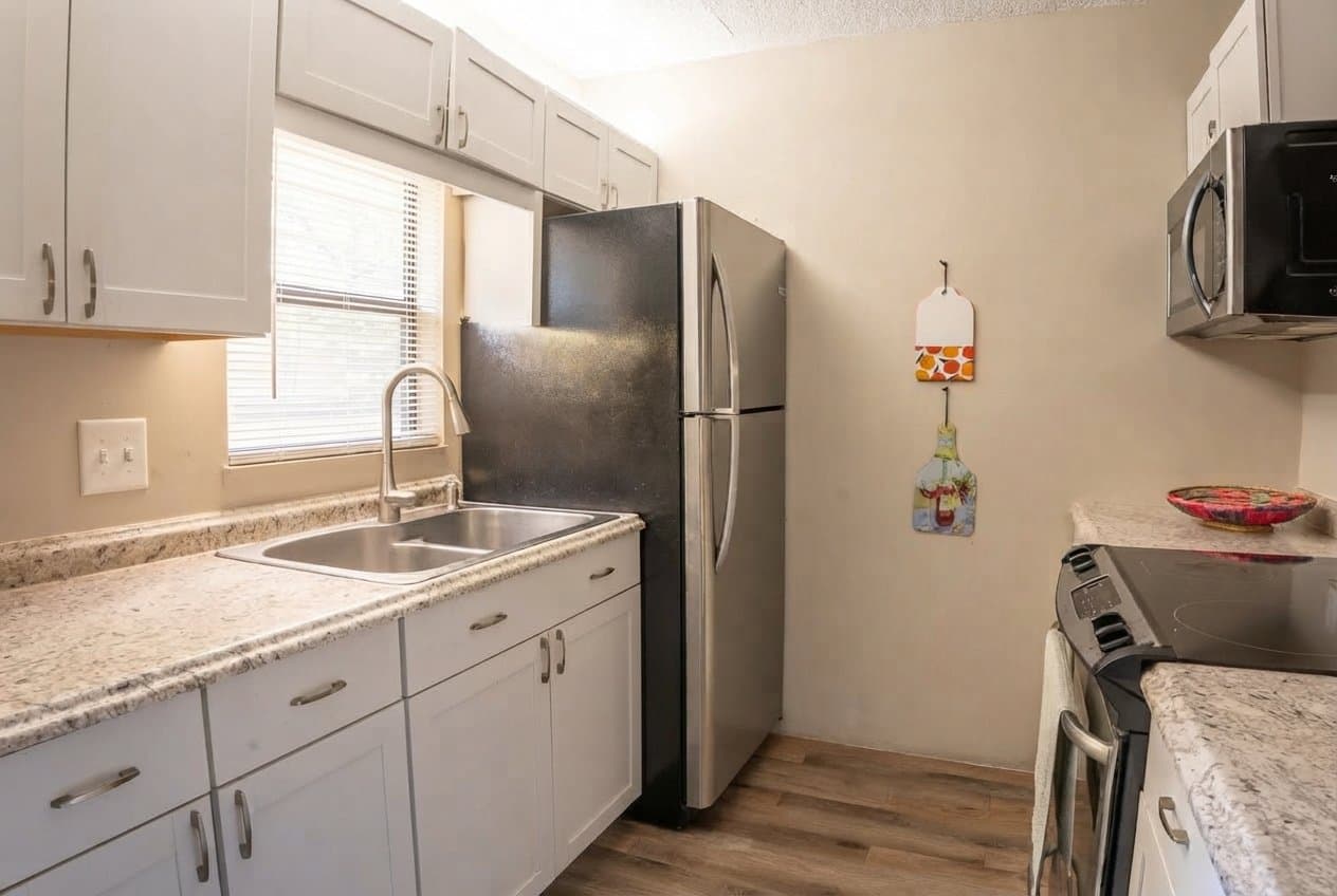Ocala Condo: 2415 NE 7th St