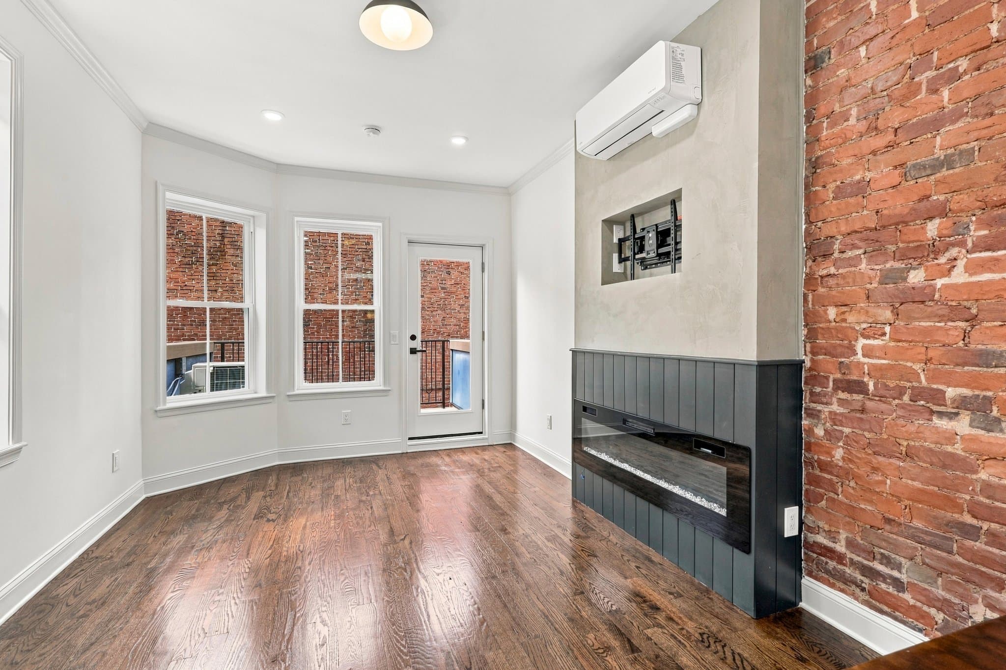 Philadelphia Apartment: 2436 N 33rd St
