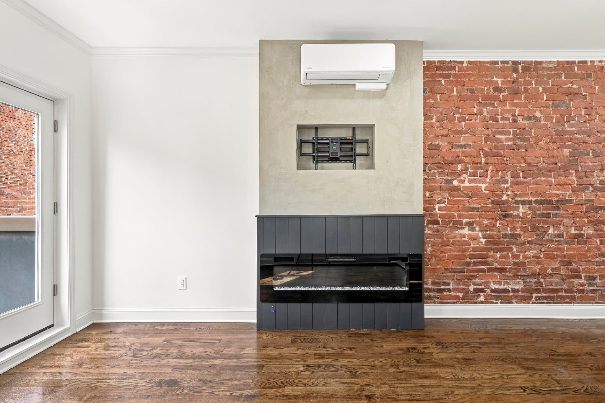 Philadelphia Apartment: 2436 N 33rd St