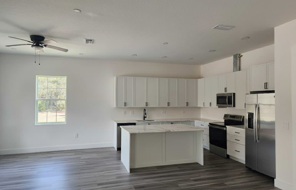 Spring Hill House: 9219 Northcliffe Blvd