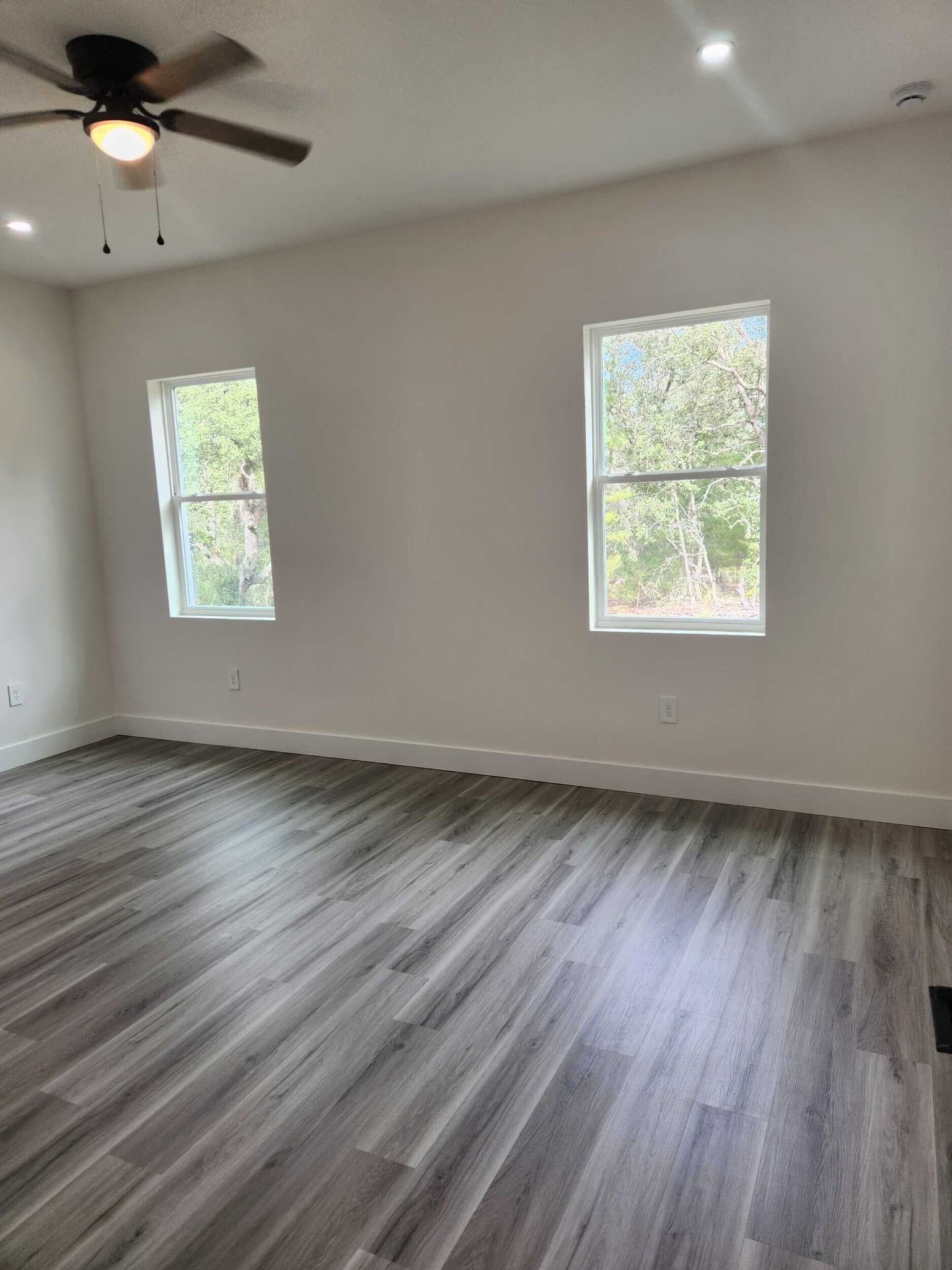 Spring Hill House: 9219 Northcliffe Blvd