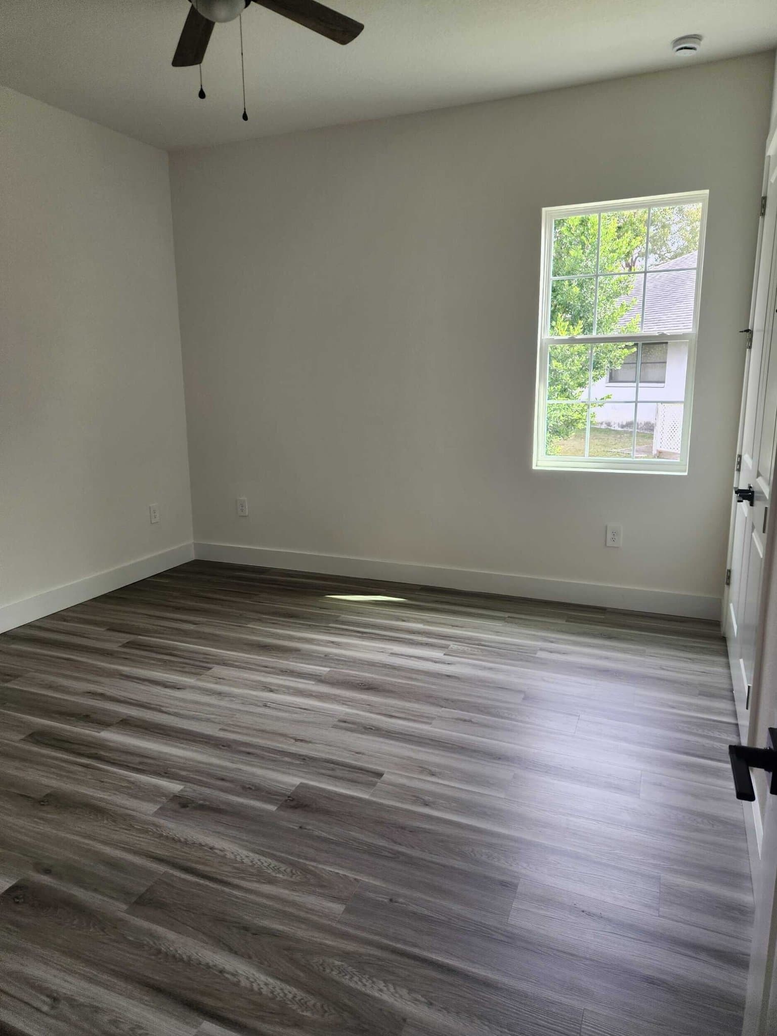 Spring Hill House: 9219 Northcliffe Blvd