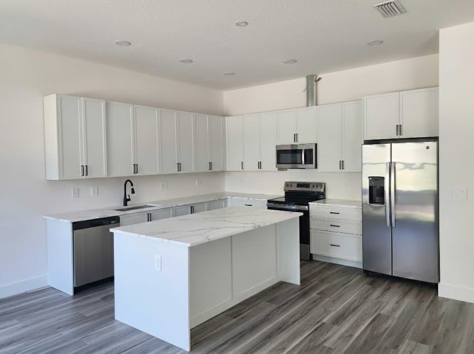 Spring Hill House: 9219 Northcliffe Blvd