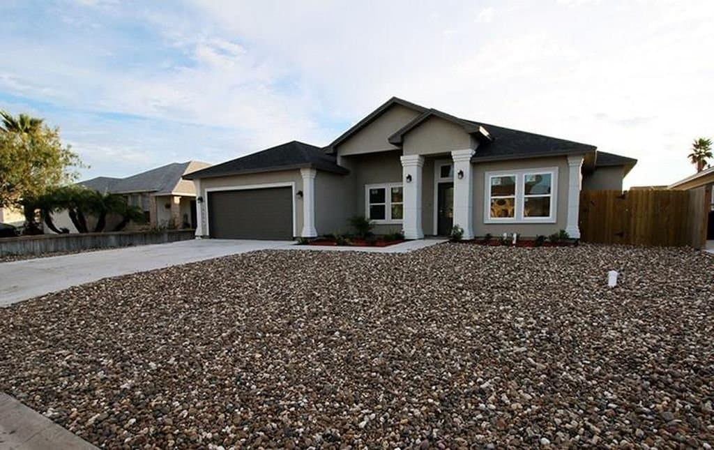 Corpus Christi House: 15238 Barataria Dr
