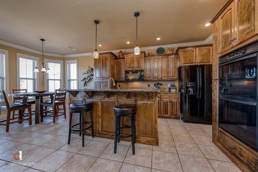 Rogers House: 5404 S Chimay Drive
