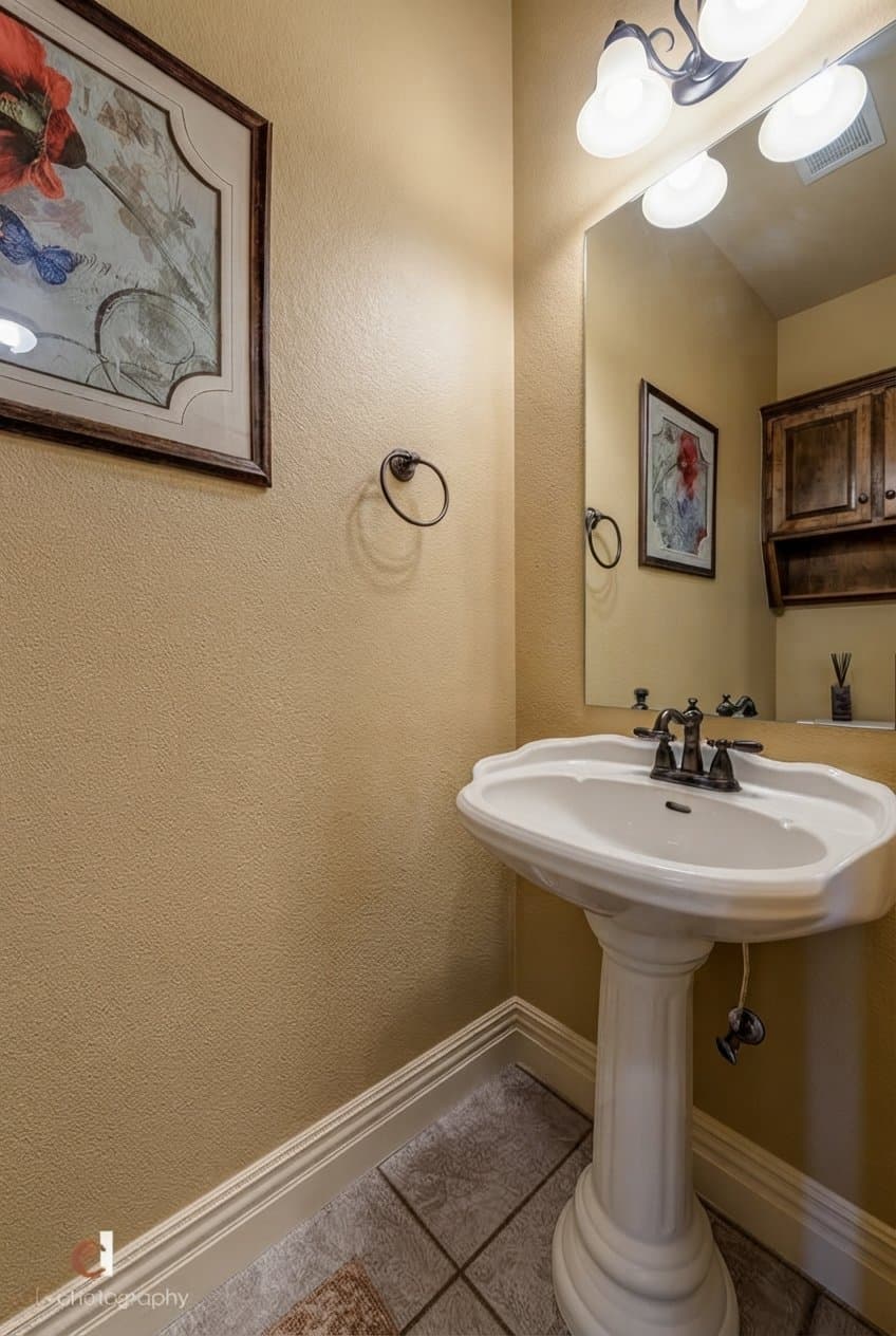 Rogers House: 5404 S Chimay Drive