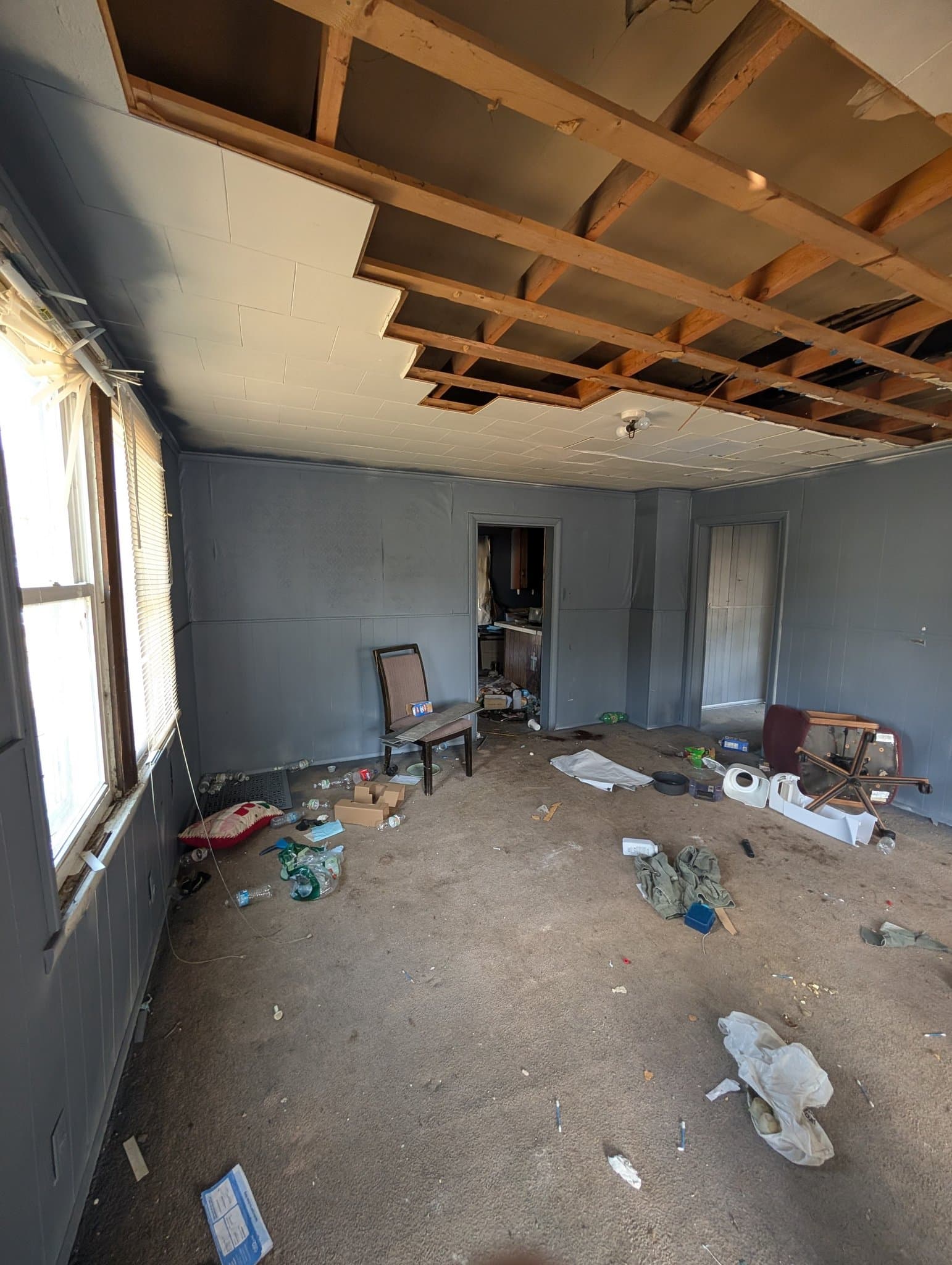 Peoria House: 422 S Louisa St