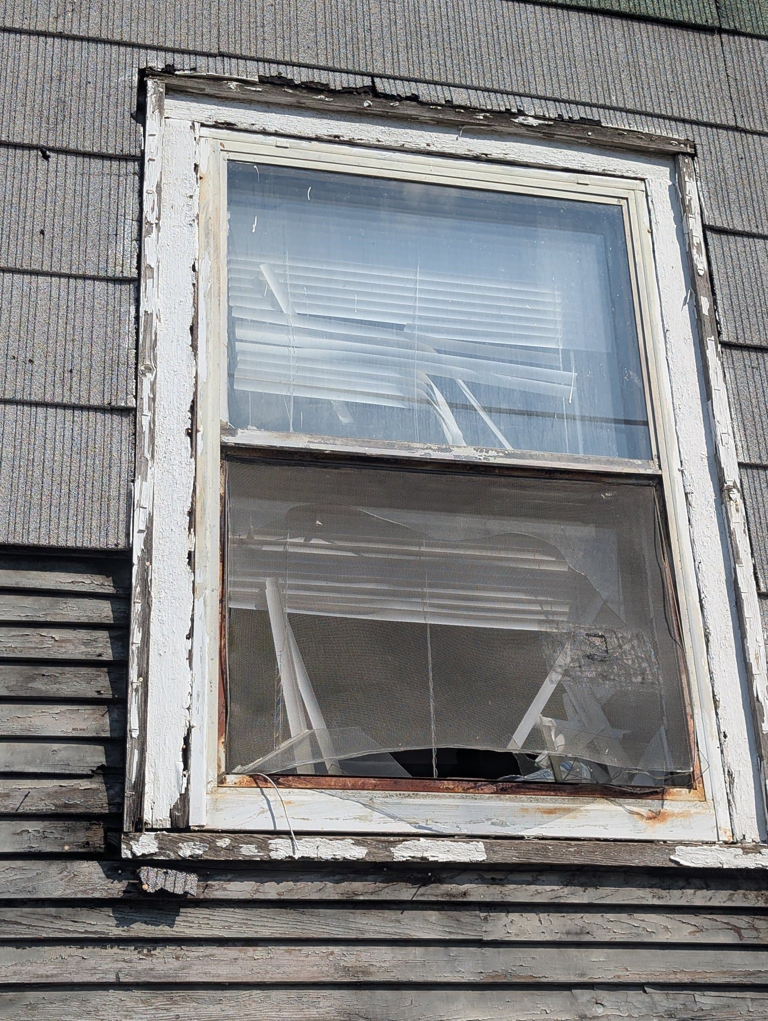 Peoria House: 422 S Louisa St