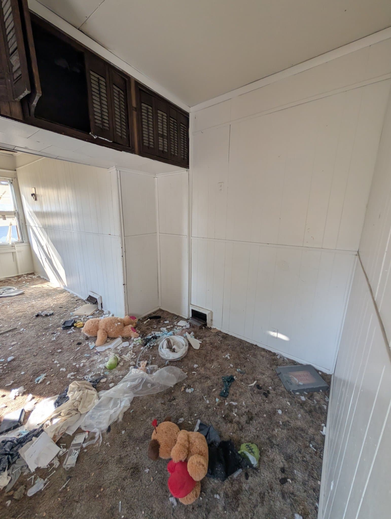 Peoria House: 422 S Louisa St
