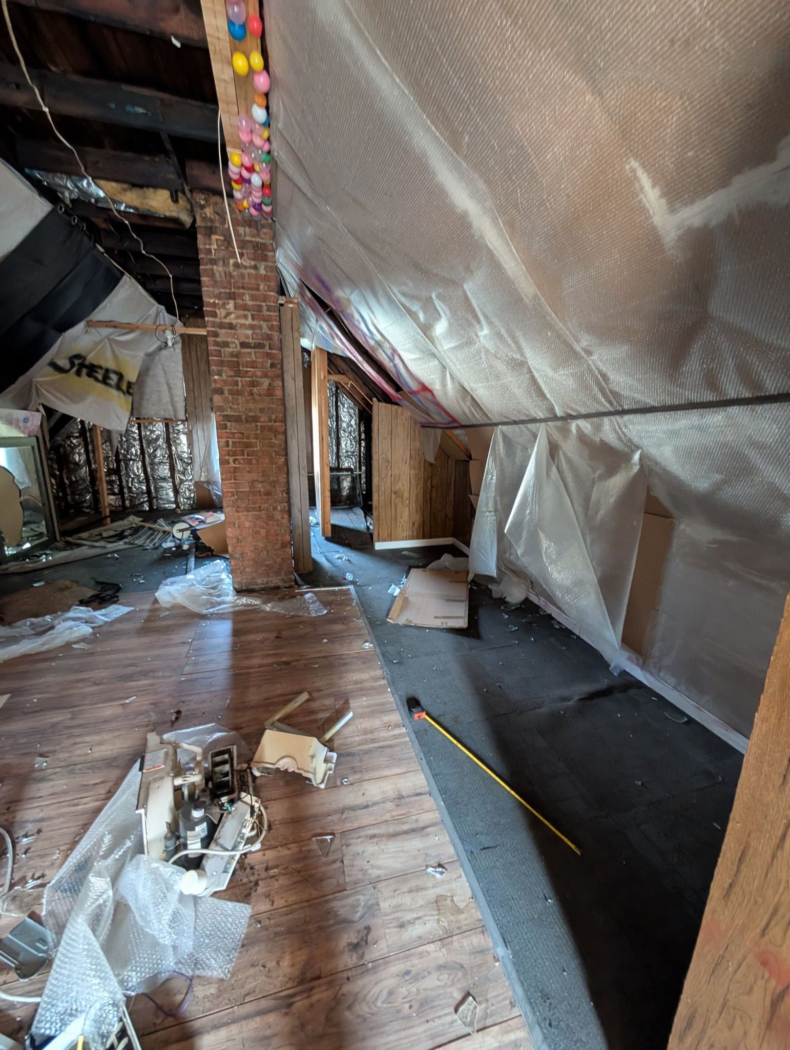 Peoria House: 422 S Louisa St