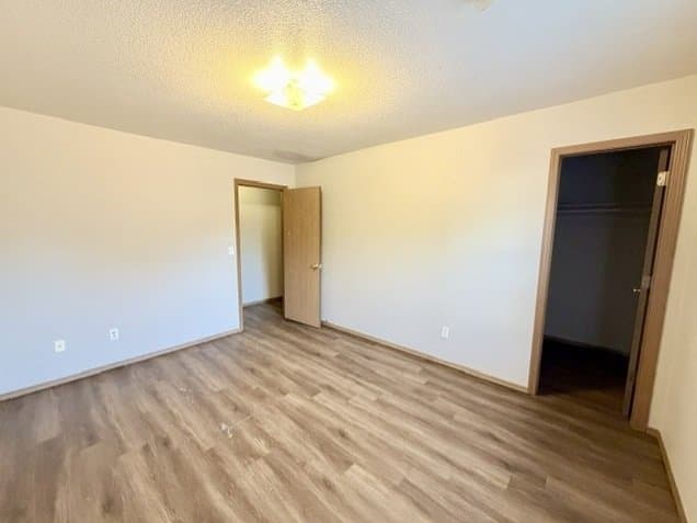 Farmington Multiplex: 129 Killdeer Dr