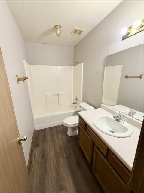 Farmington Multiplex: 129 Killdeer Dr