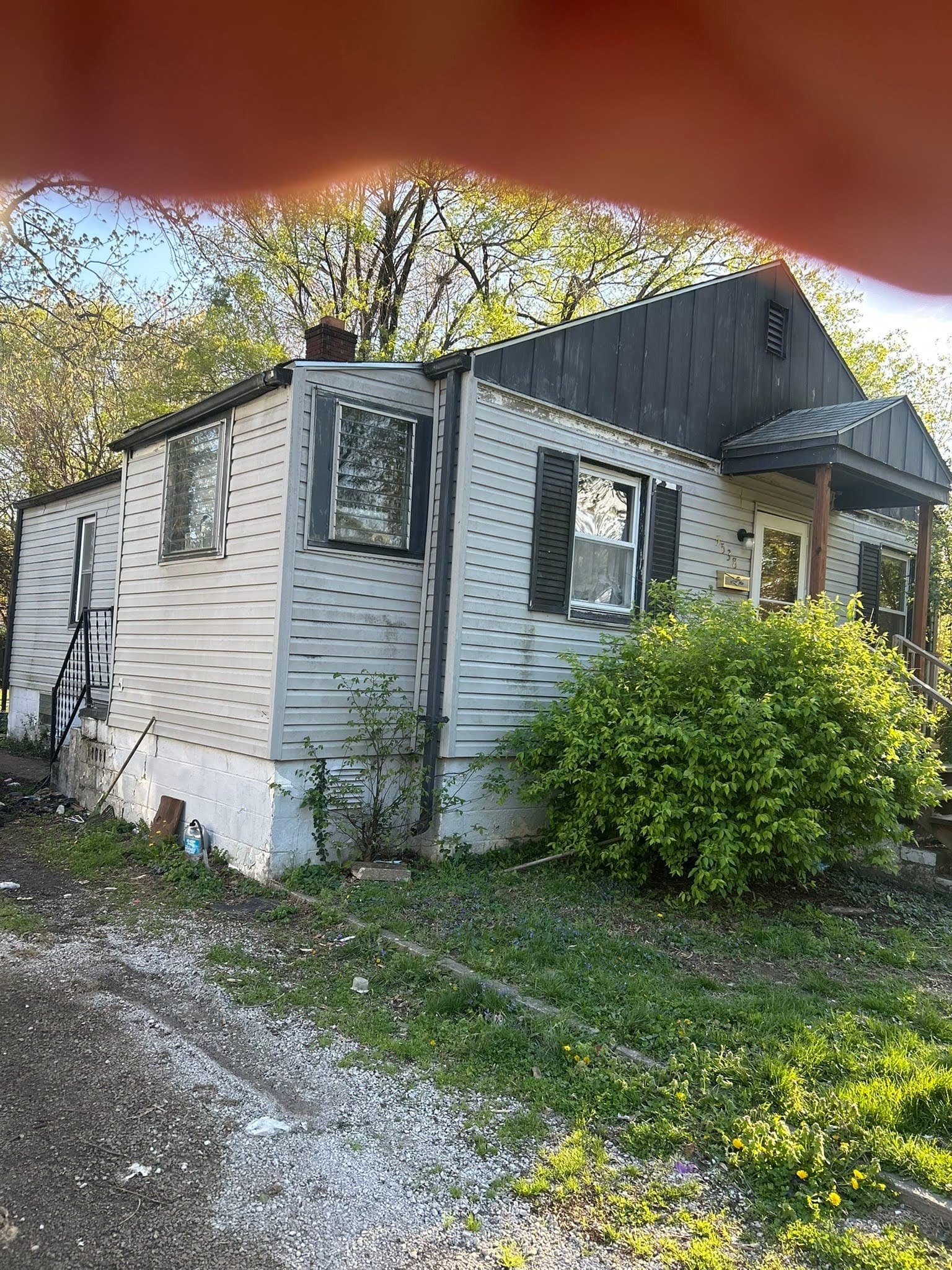 East St. Louis House: 5538 Avon Pl,
