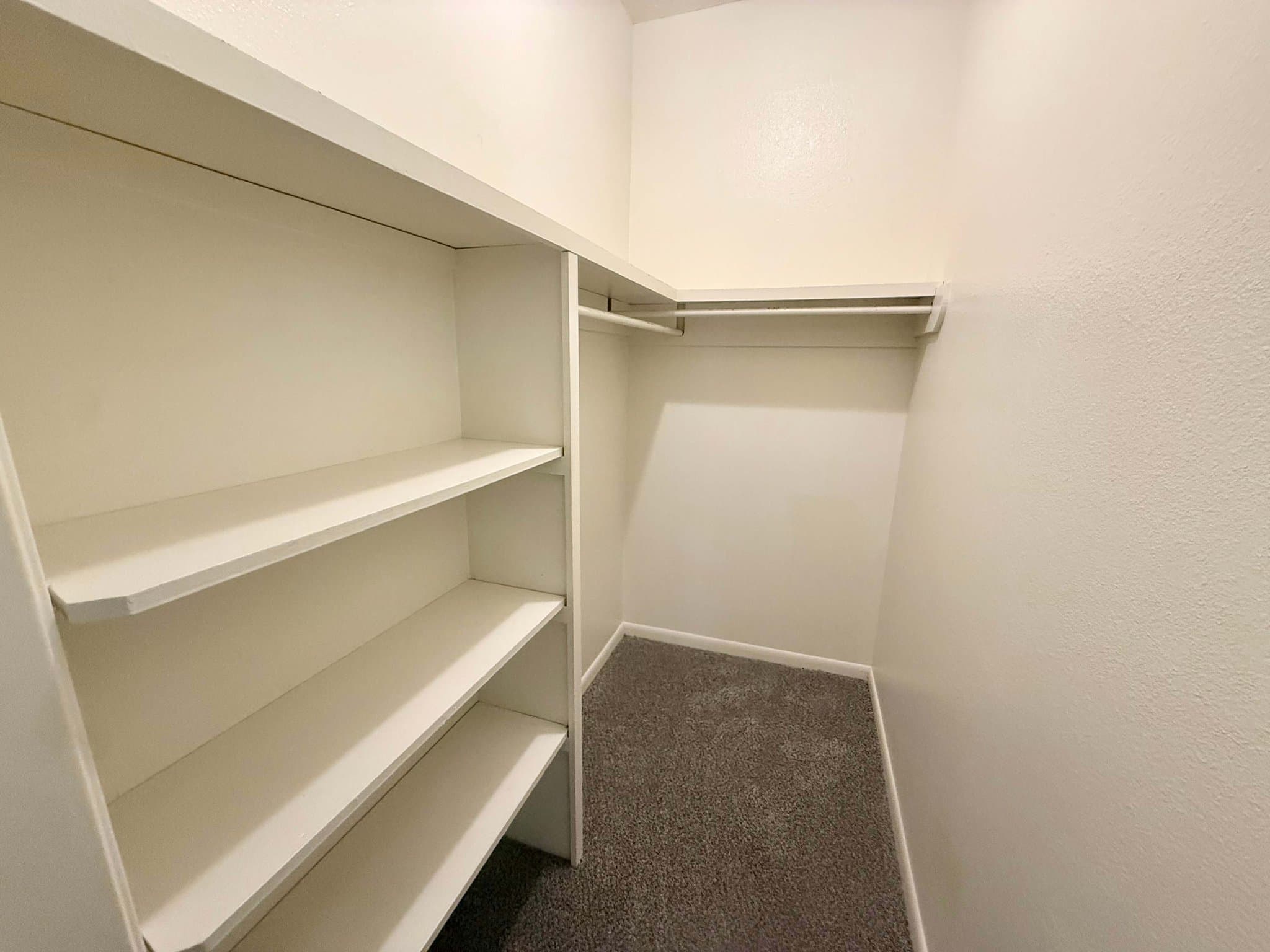 Tyler Multiplex: 420 S Chilton Apt. C