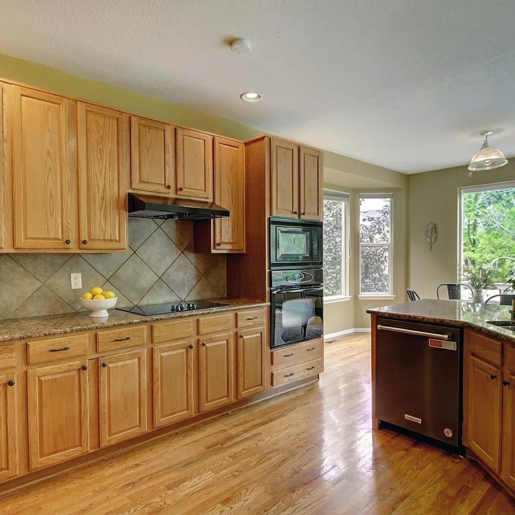 Thornton Condo: 1355 E 100th Ln