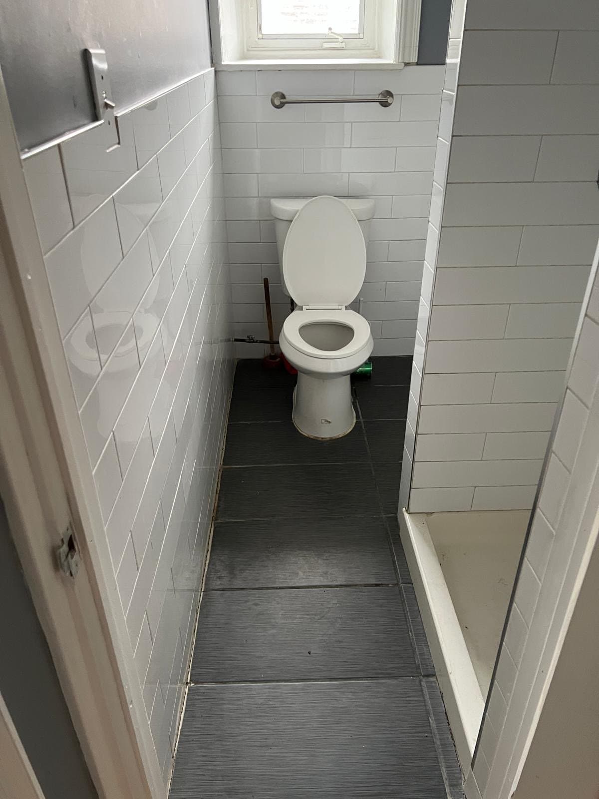 Philadelphia Apartment: 69 E Logan St