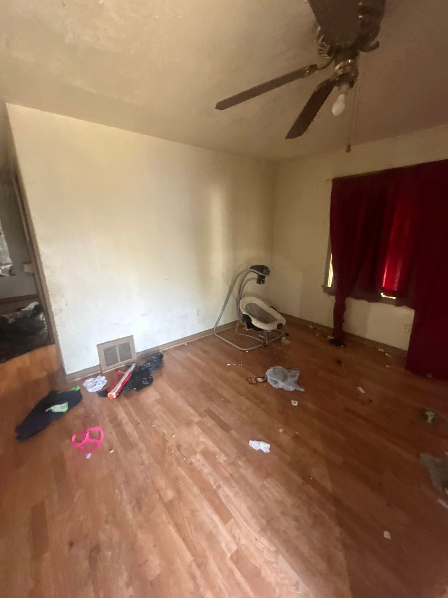 East St. Louis House: 5538 Avon Pl,