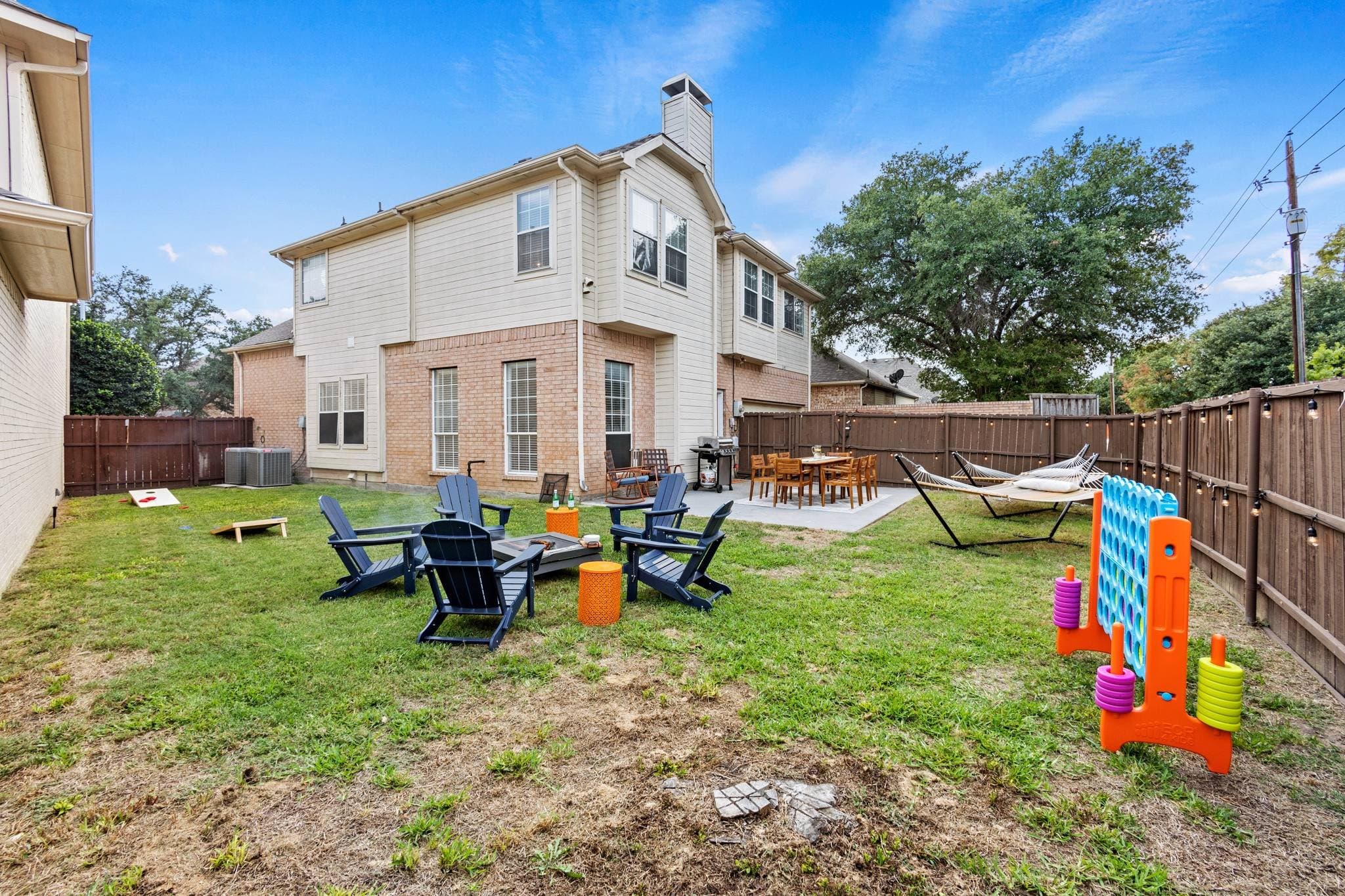 Richardson House: 2717 Orchid dr