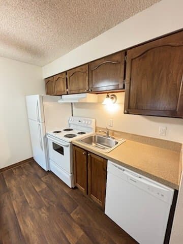 Beaverton Apartment: 3950 SW 102nd Ave