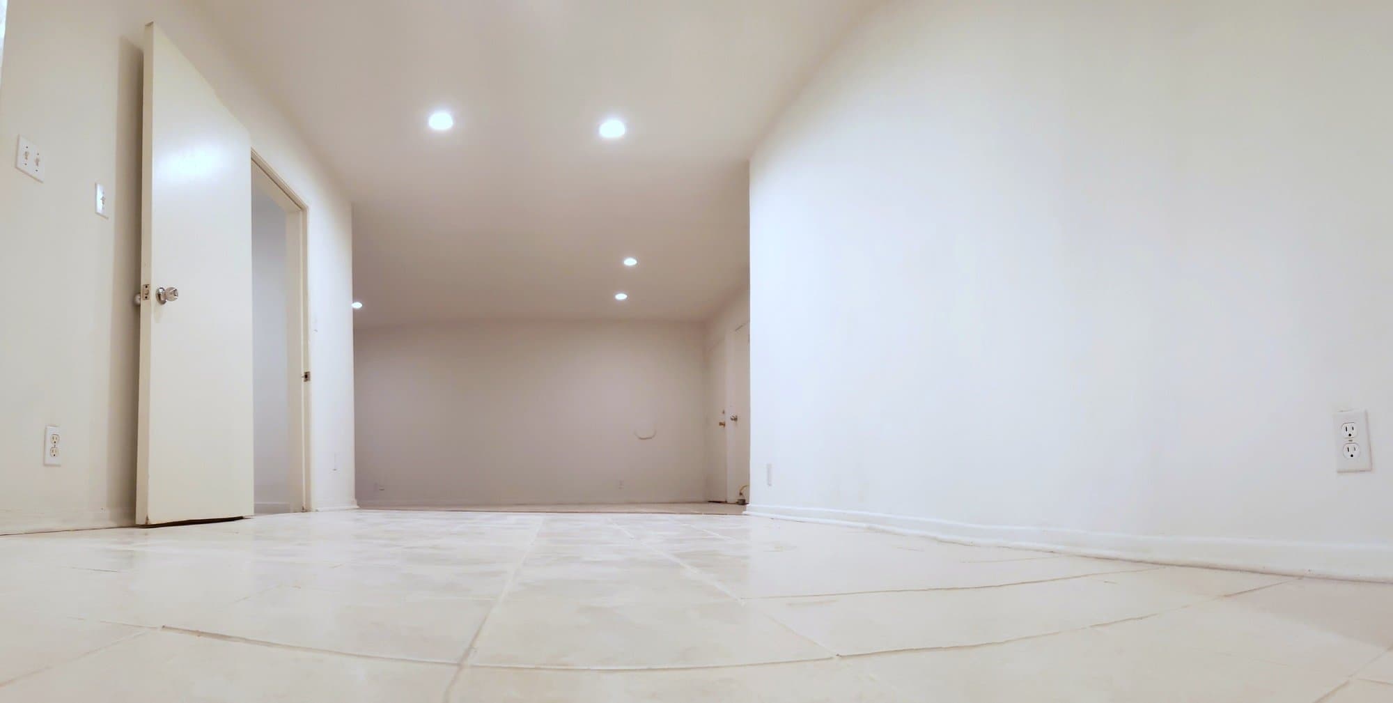 Van Nuys Apartment: 8108 Langdon Avenue