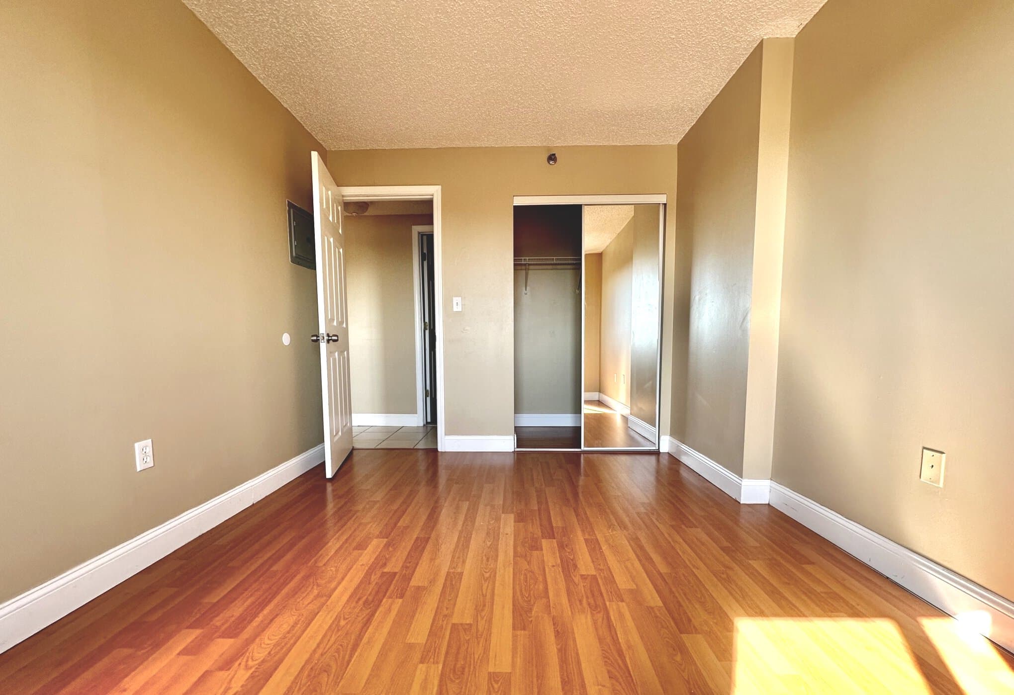 Boston Condo: 15 North Beacon St.