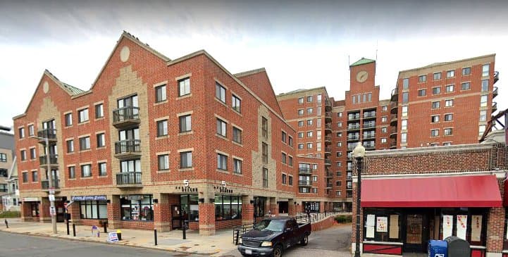 Boston Condo: 15 North Beacon St.