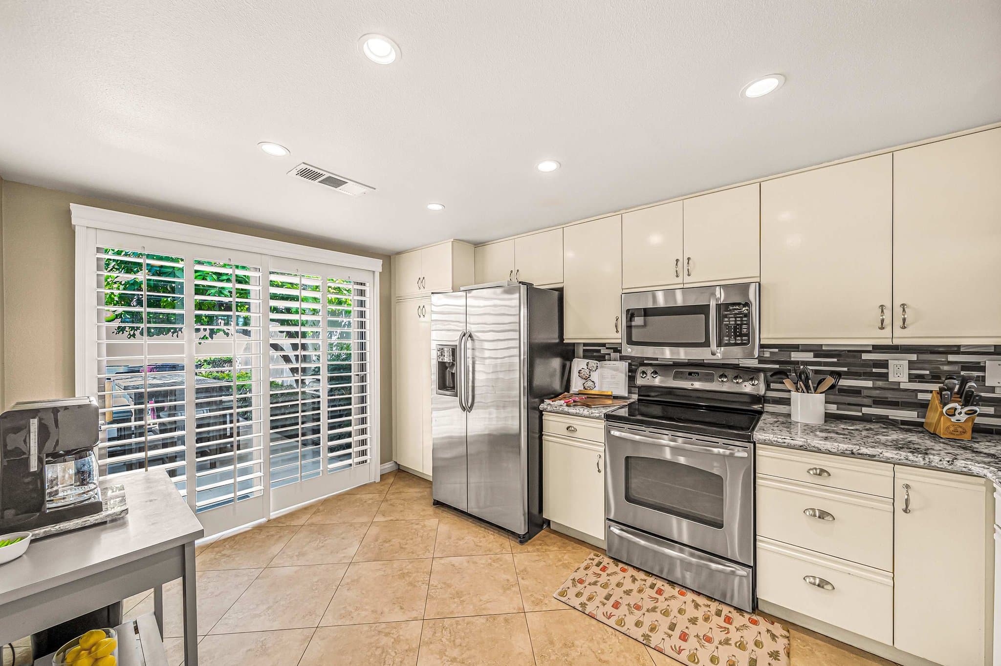 La Quinta House: 55706 Riviera