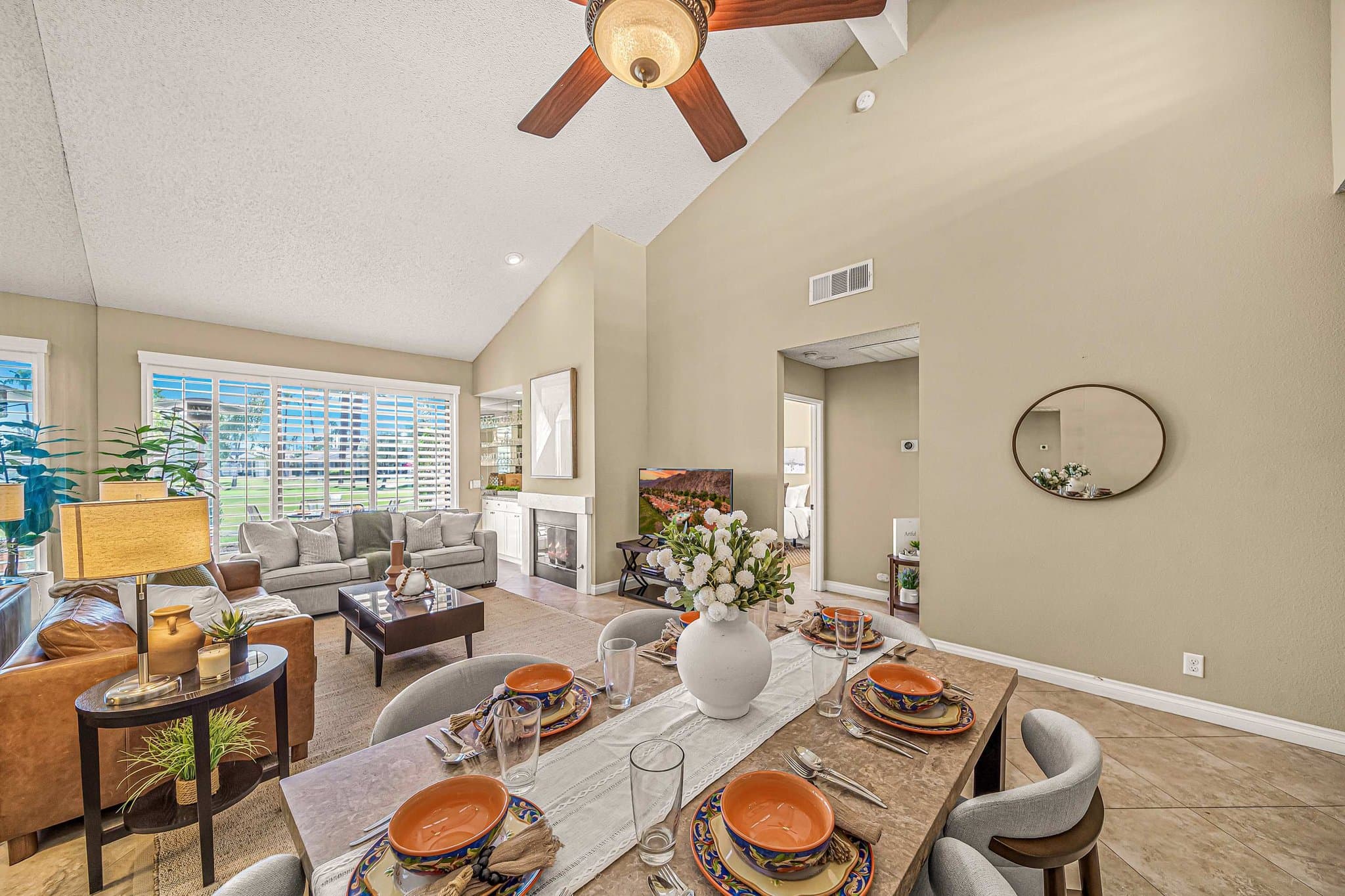 La Quinta House: 55706 Riviera