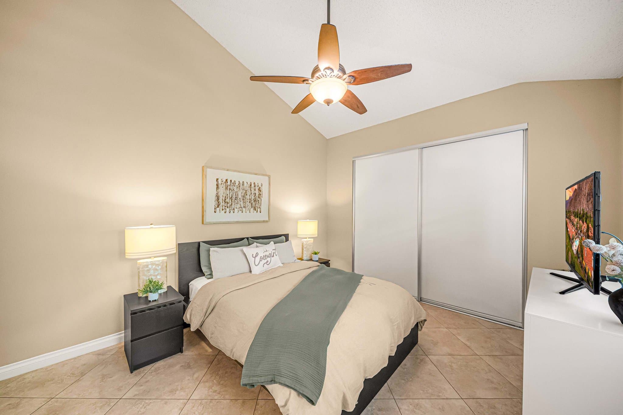 La Quinta House: 55706 Riviera