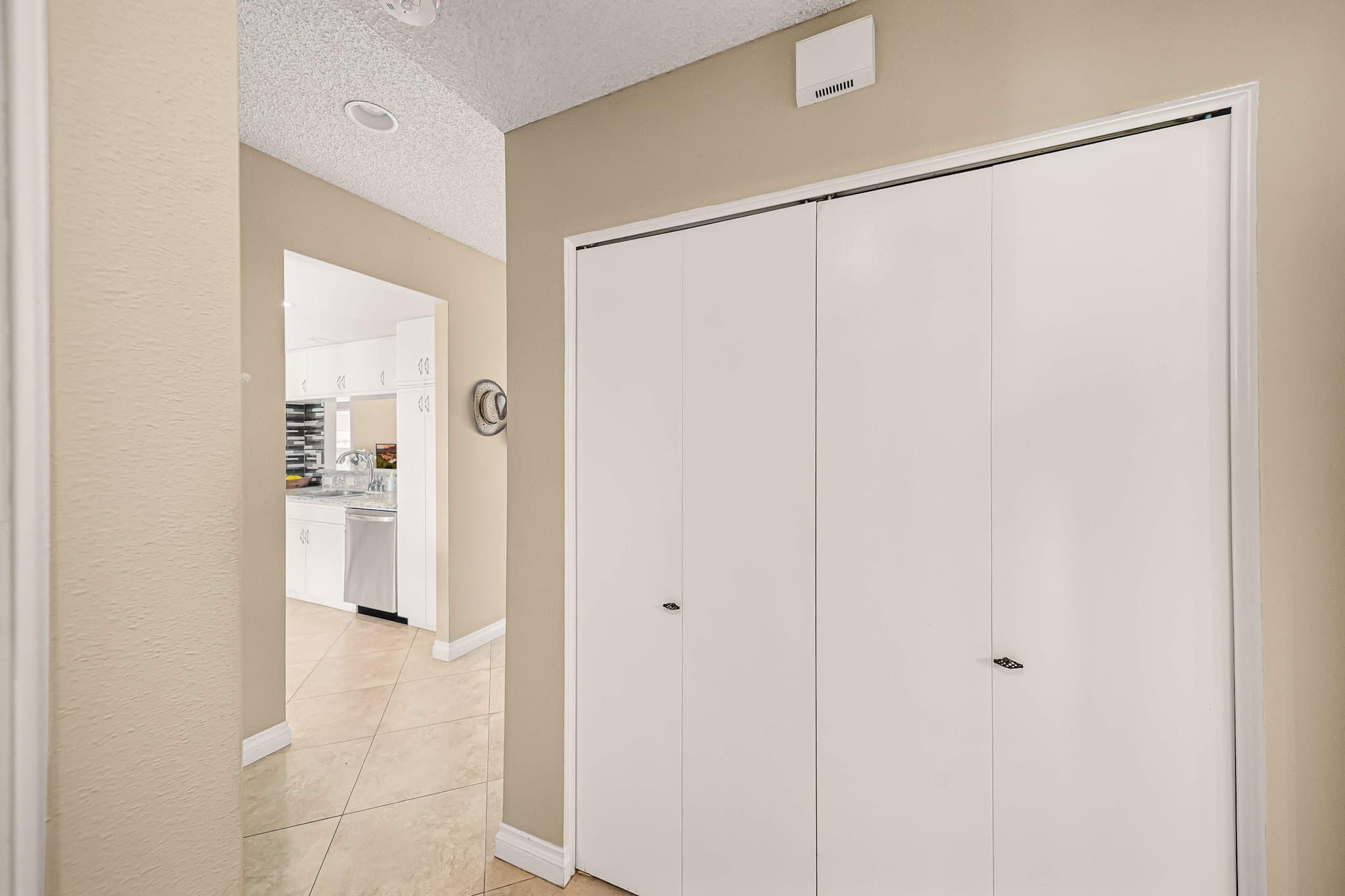 La Quinta House: 55706 Riviera