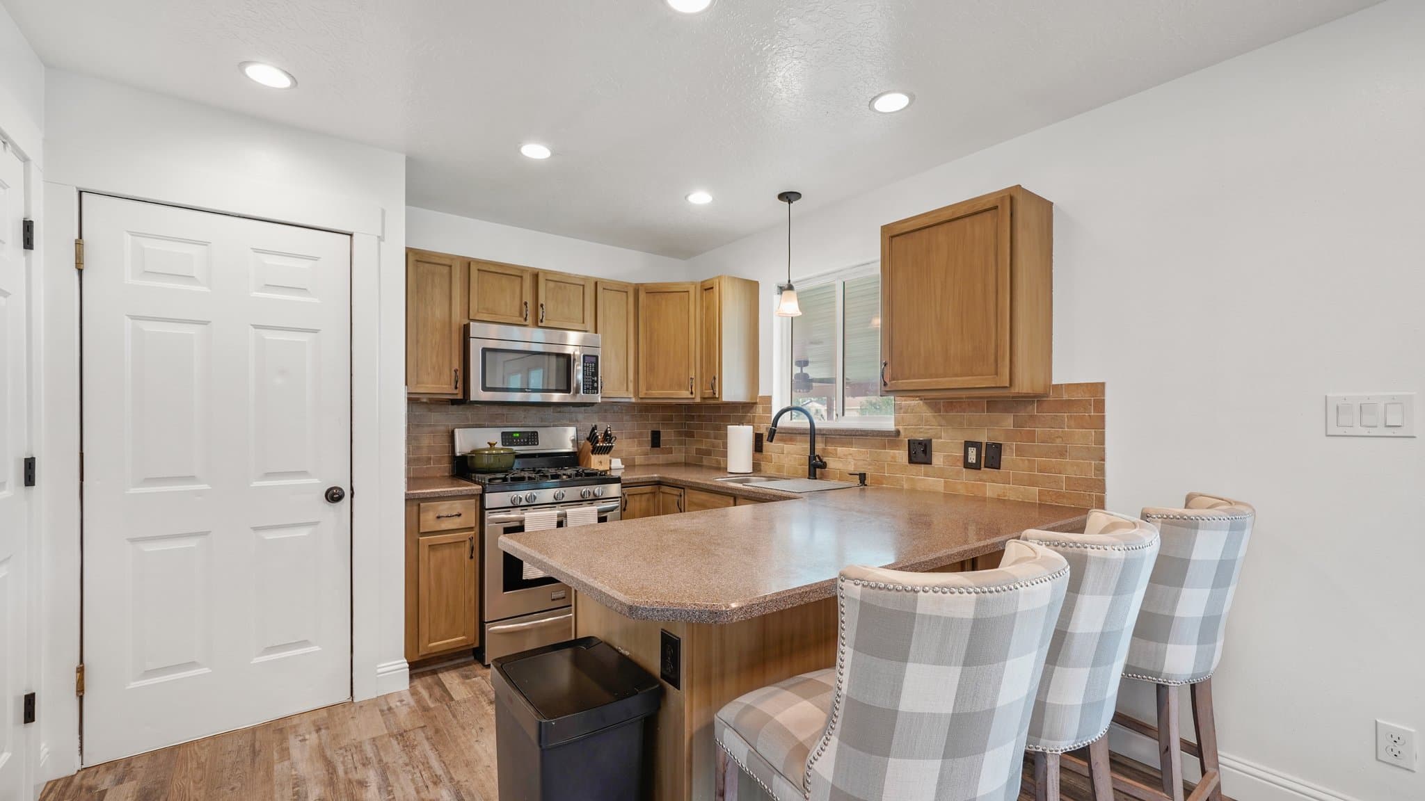 Lehi House: 1695 n 1900 w