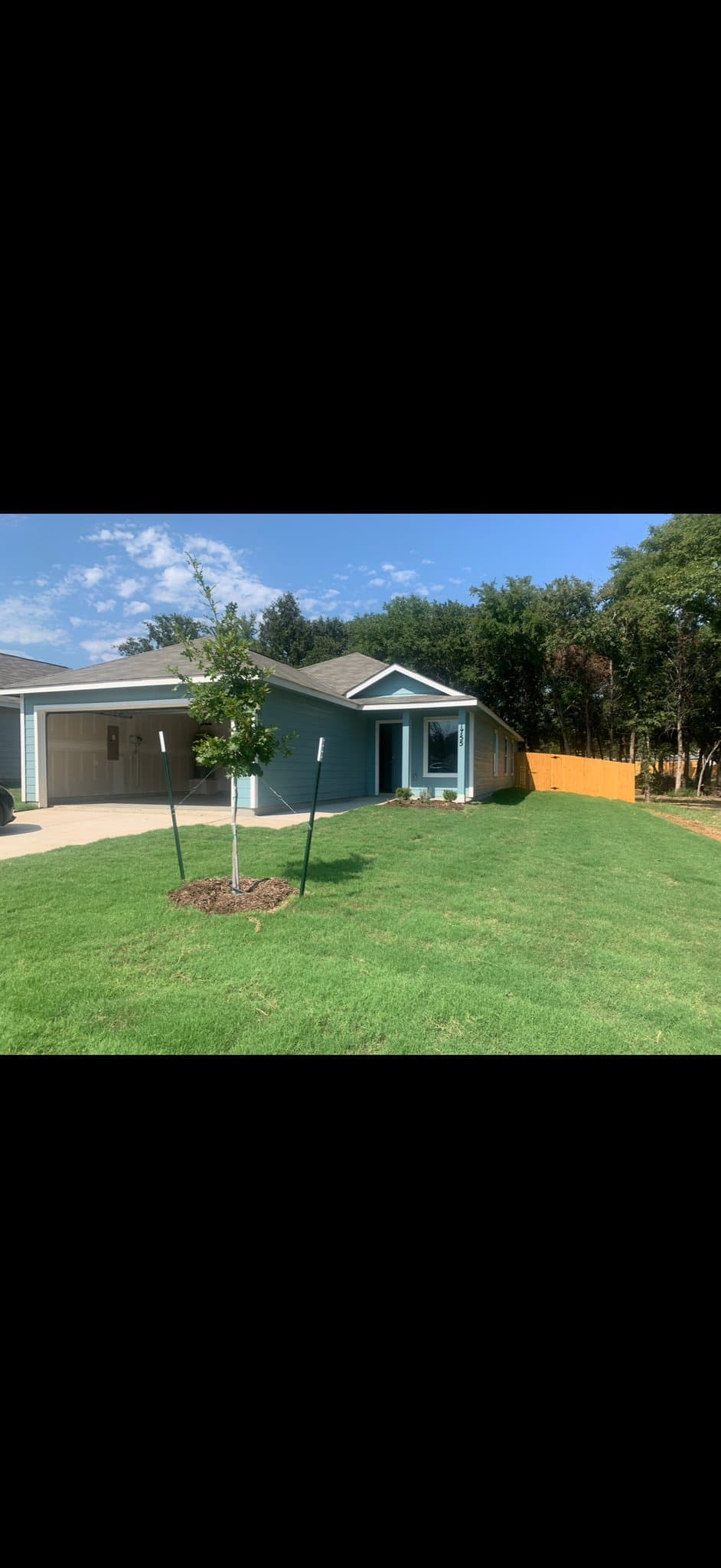 Dallas House: 1755 Route Lane
