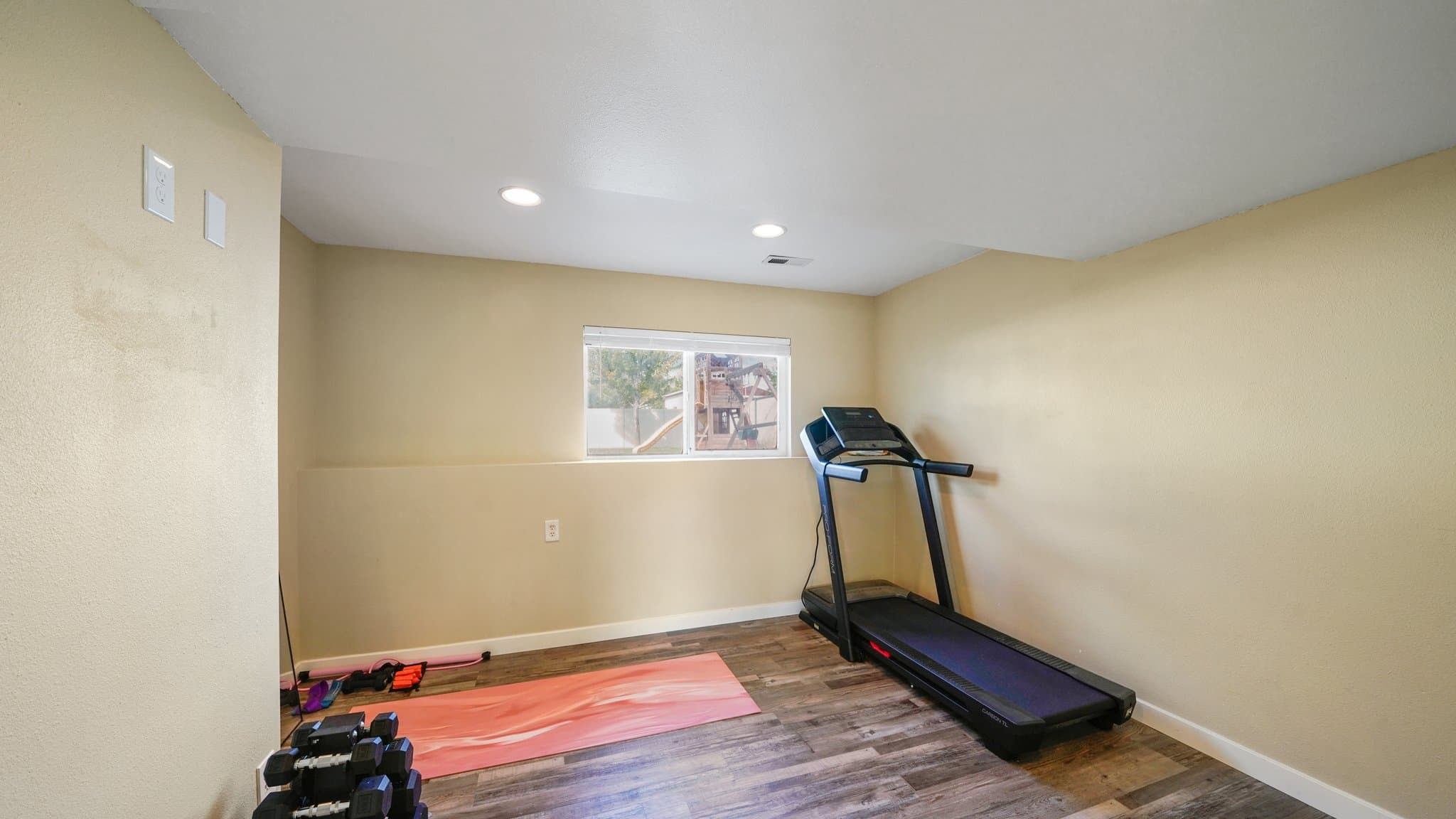 Lehi House: 1695 n 1900 w