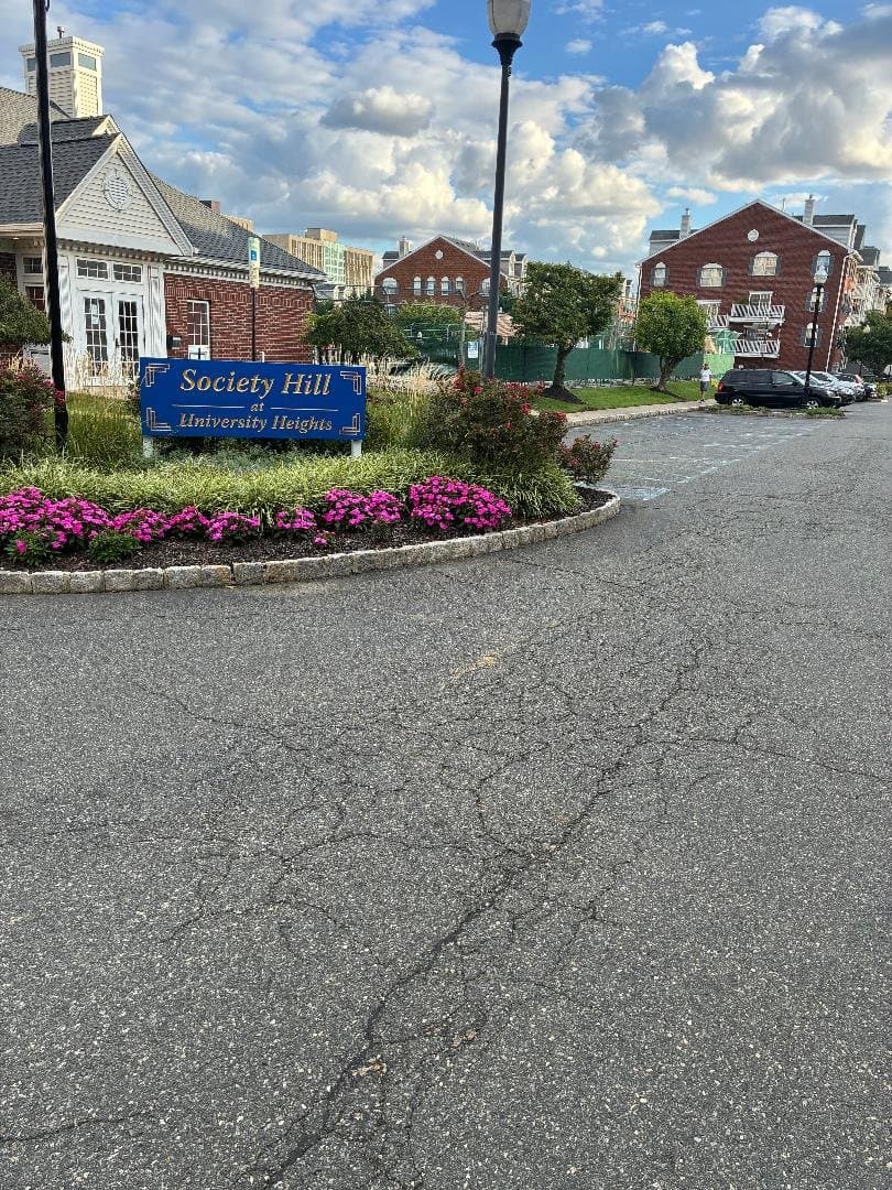 Newark Townhome: 16 Boston Ct