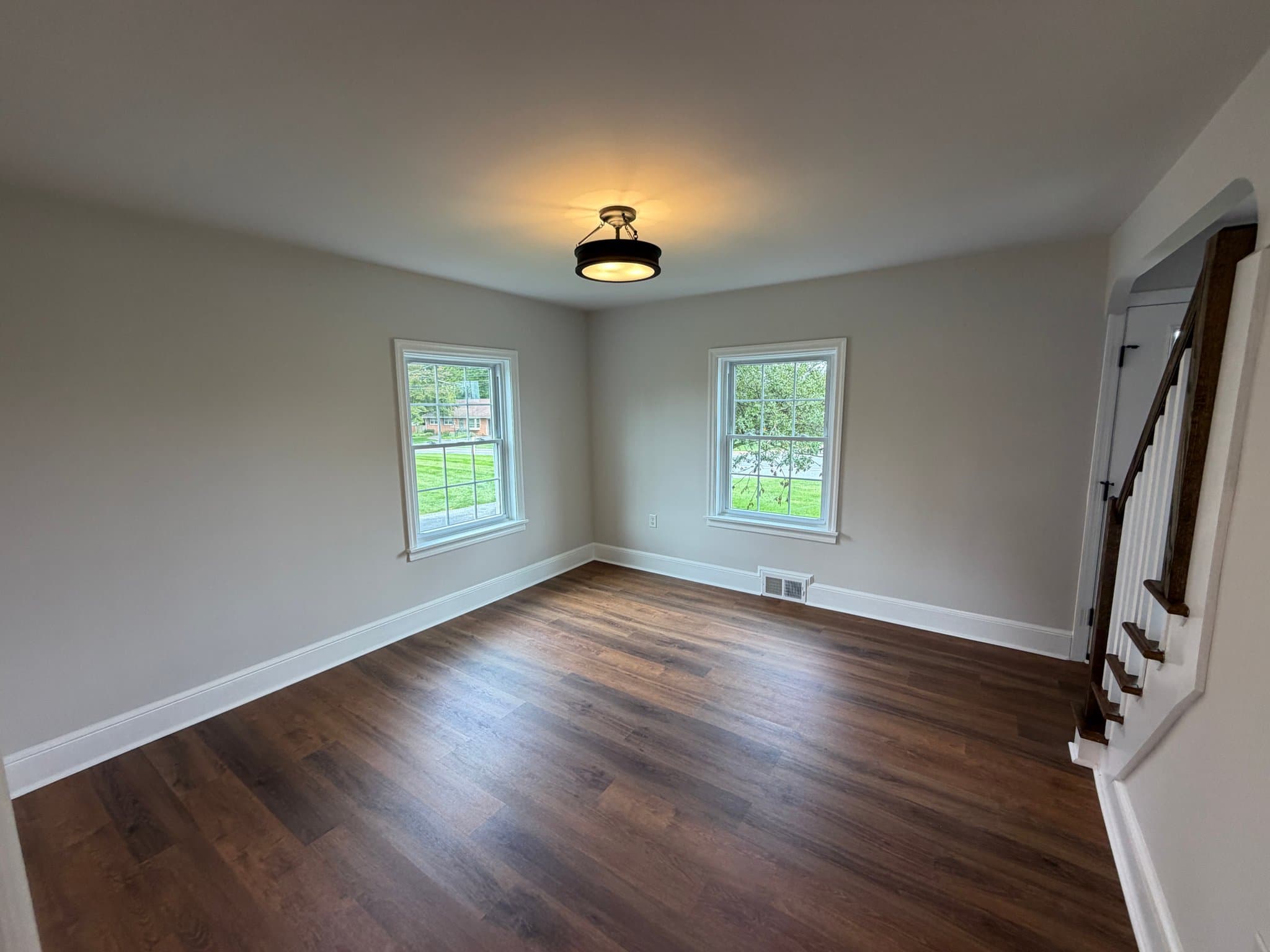 Lancaster House: 864 Eden Road