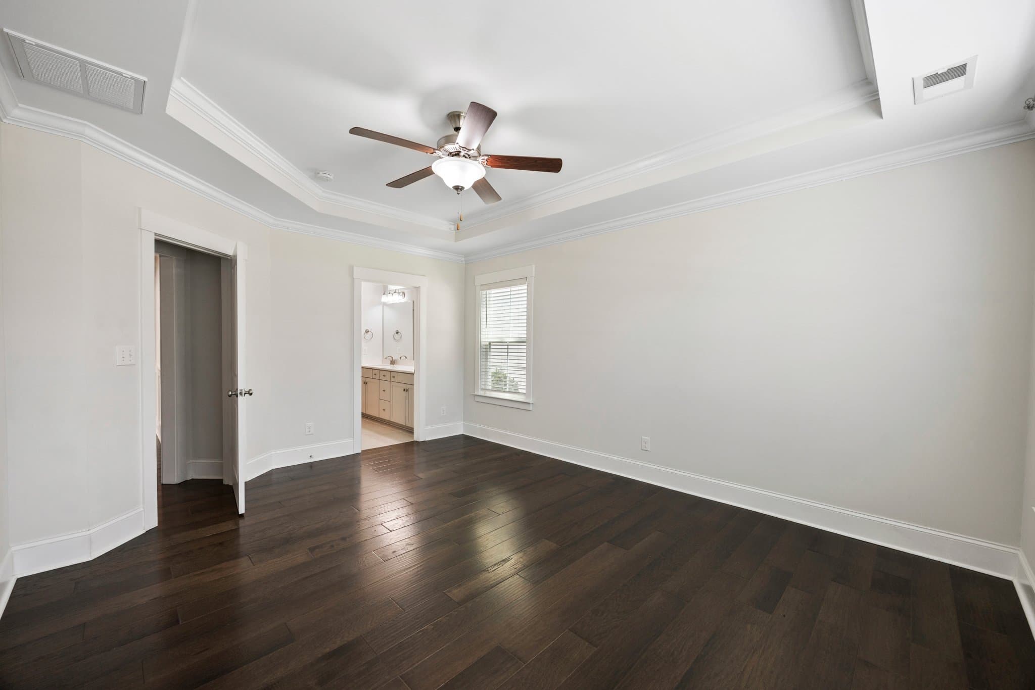 Wilmington House: 636 Countryside Ln