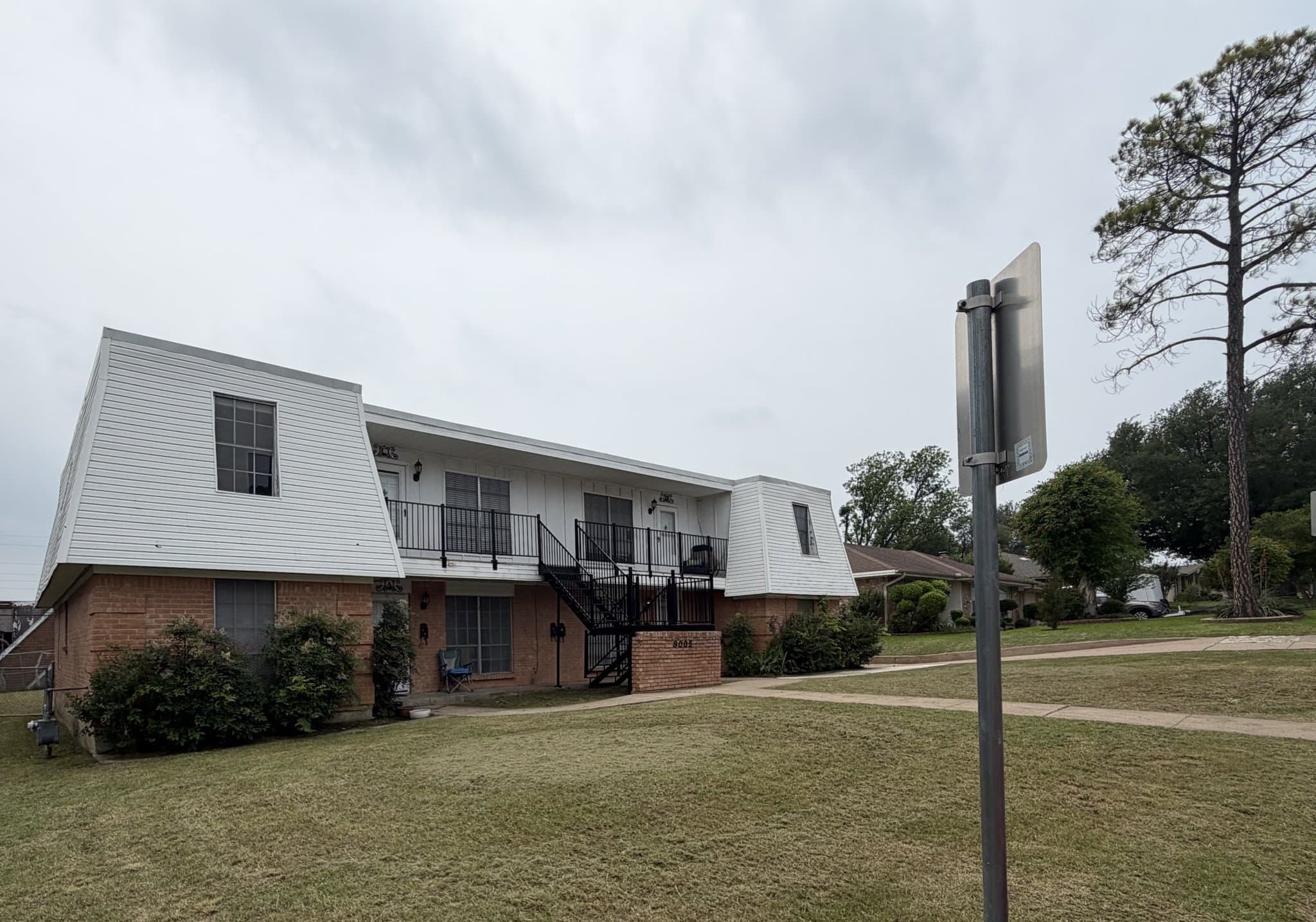 Benbrook Multiplex: 8005 Carrick St