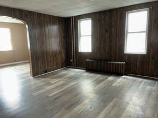 Shamokin Townhome: 920 E Chestnut St