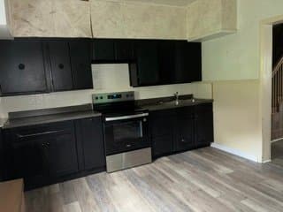 Shamokin Townhome: 920 E Chestnut St