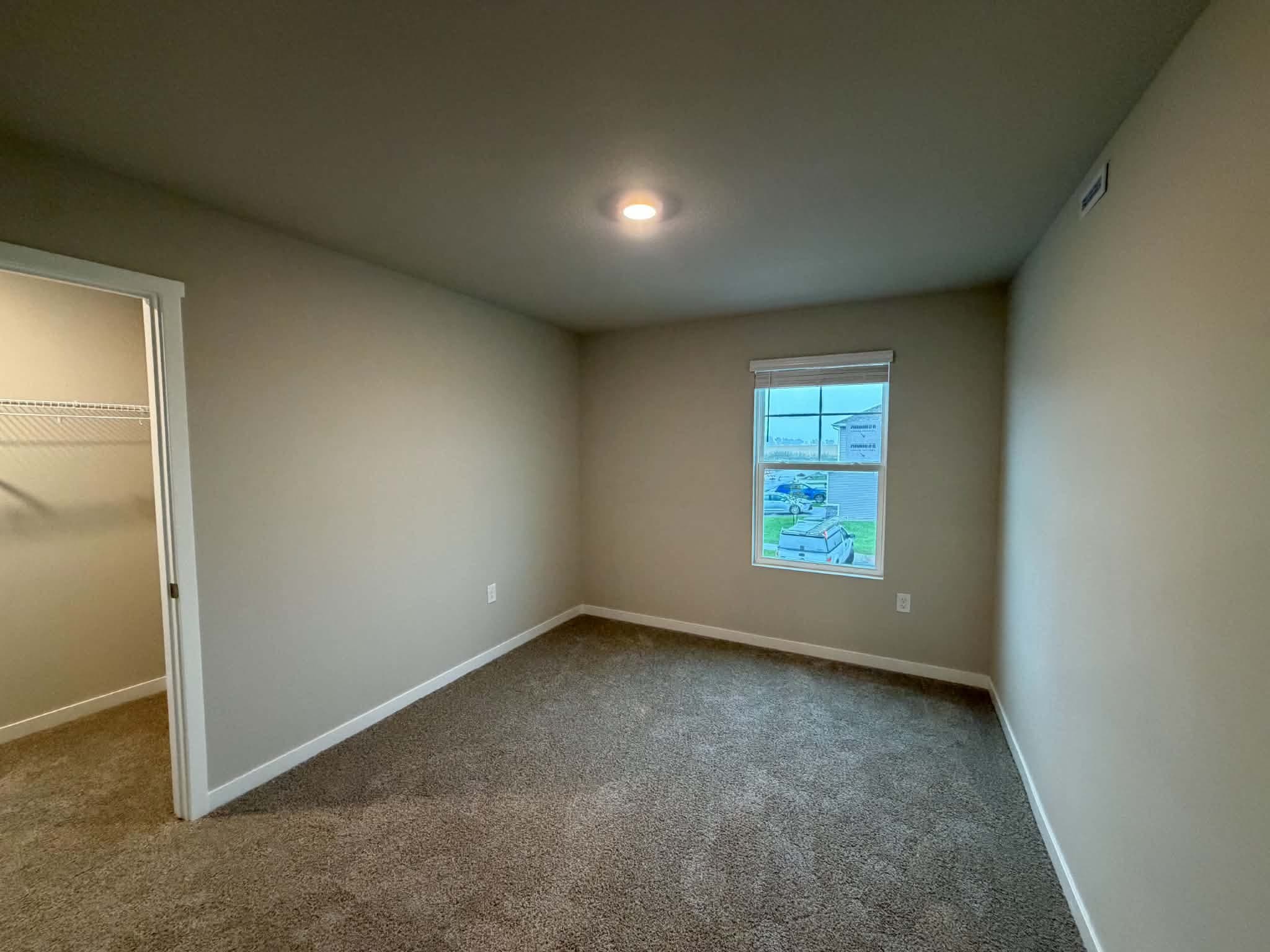 Ankeny Townhome: 1405 NE 59th Ln